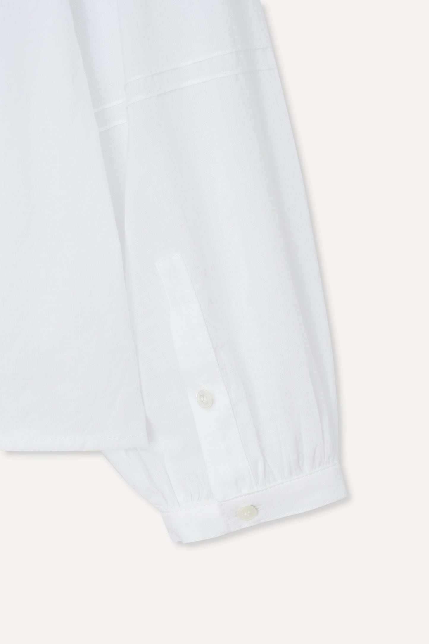 color_ivory
