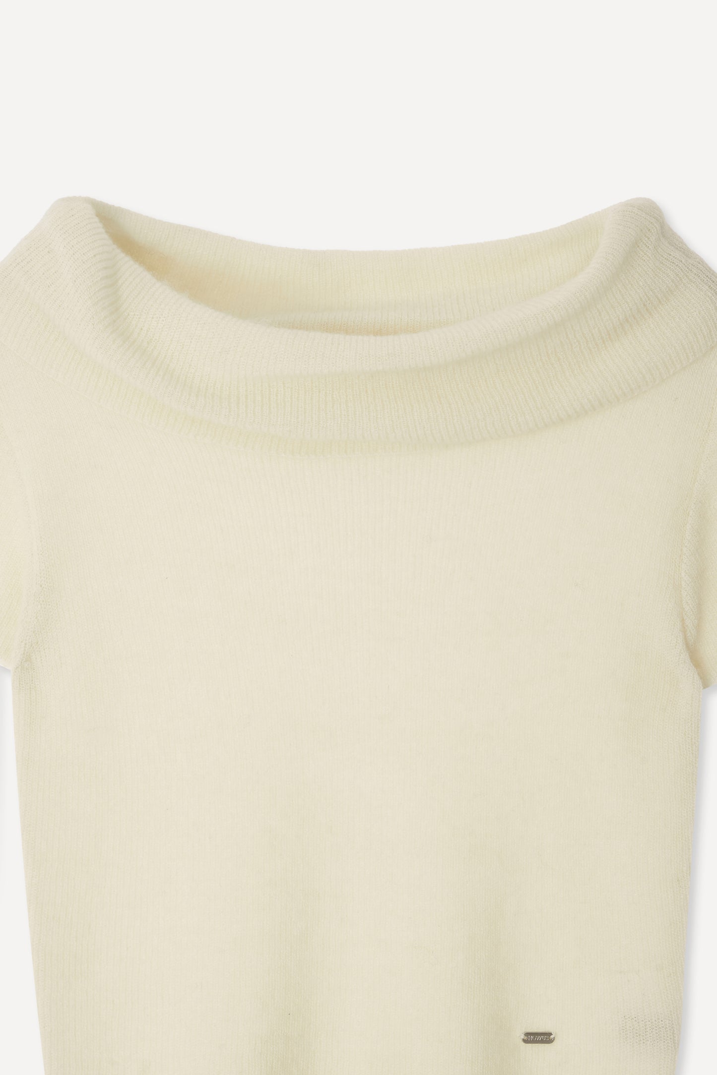 color_ivory
