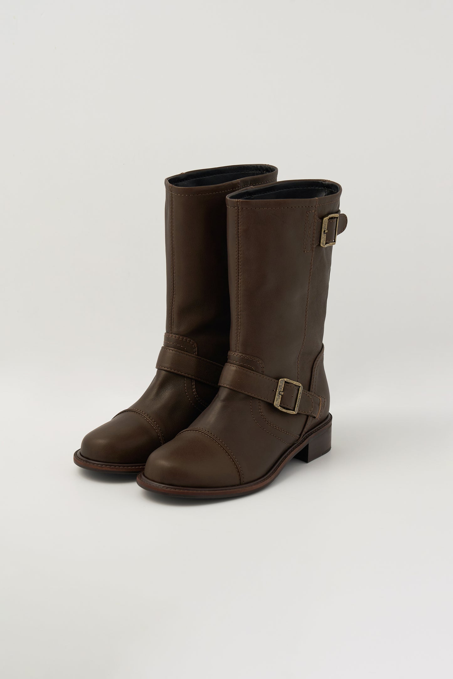 color_brown