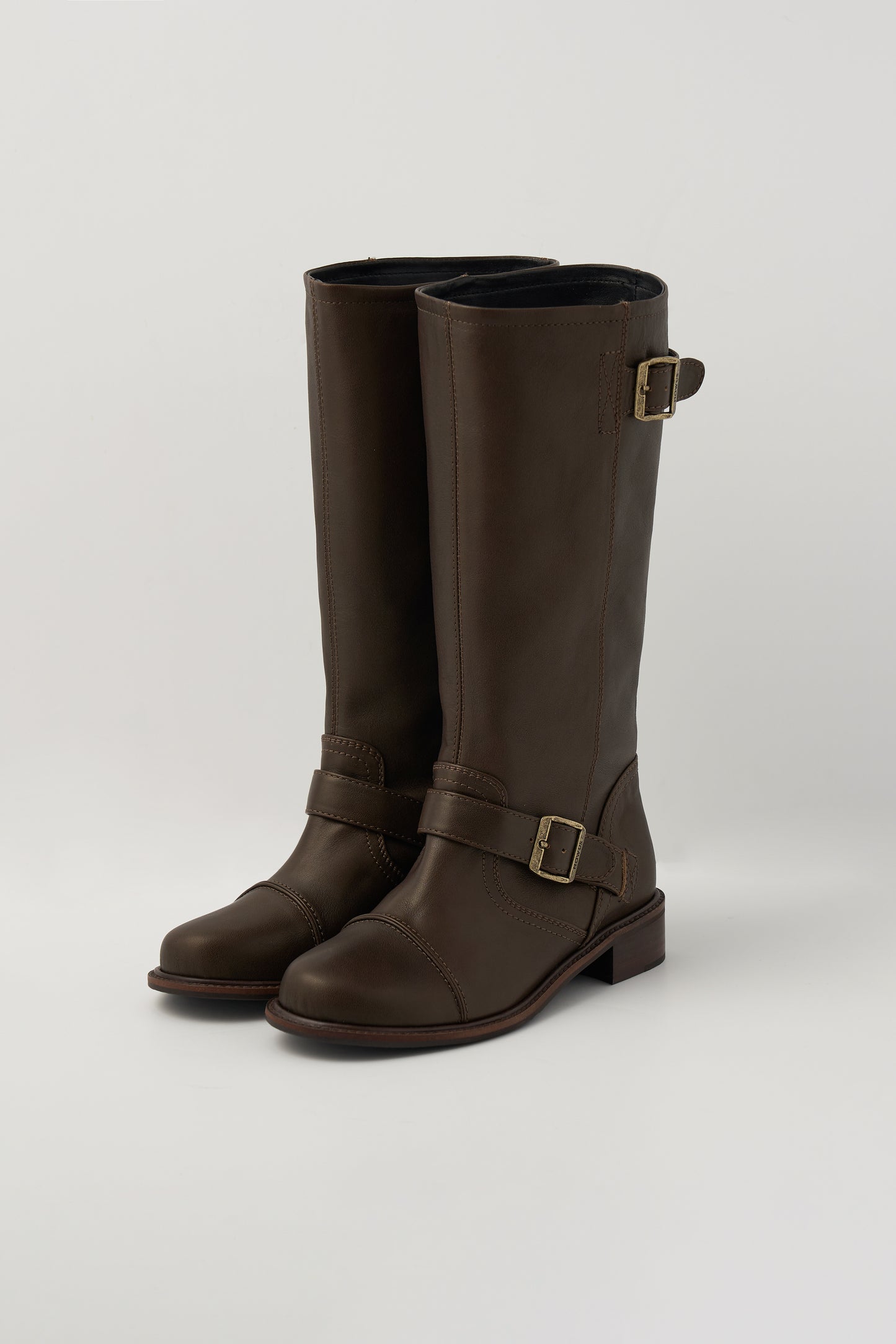 color_brown