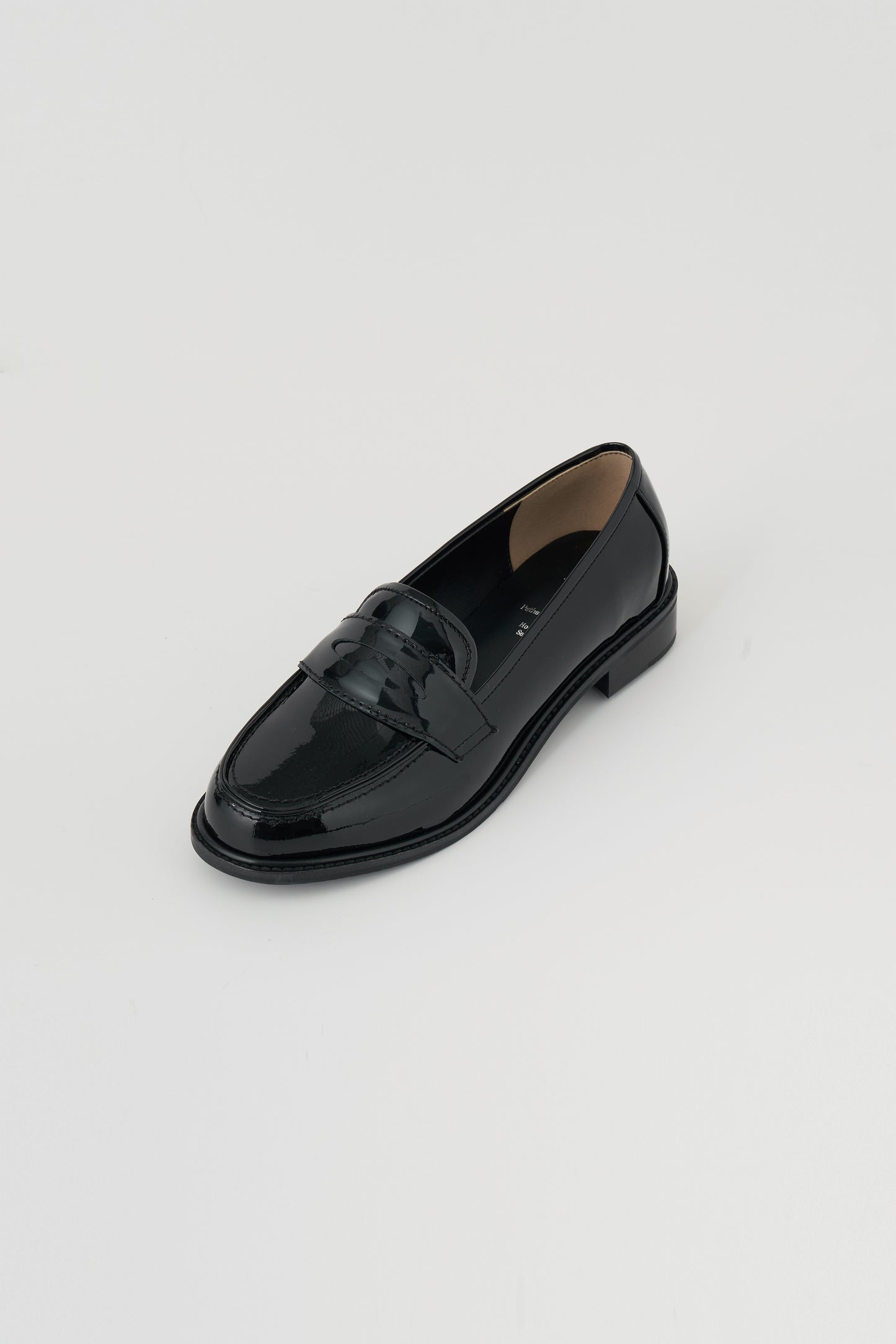 color_glossy_black