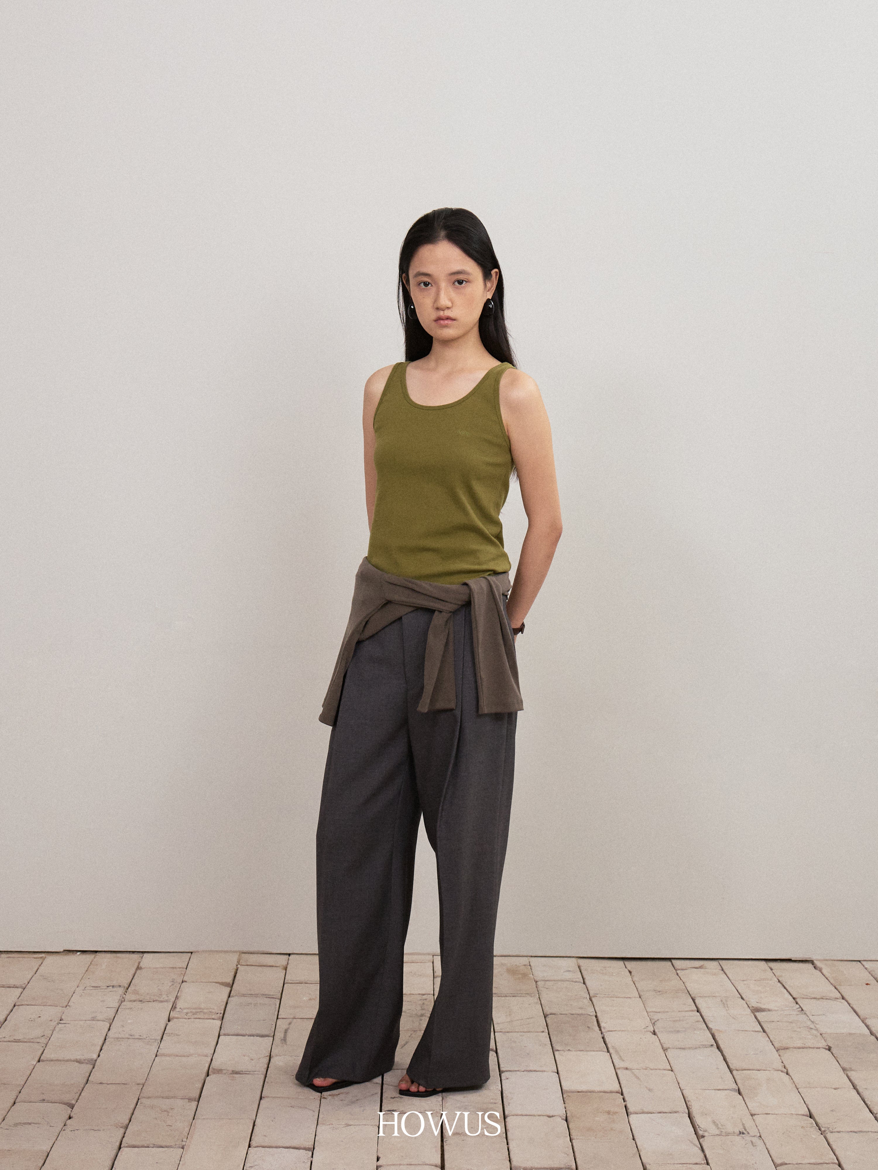 color_khaki