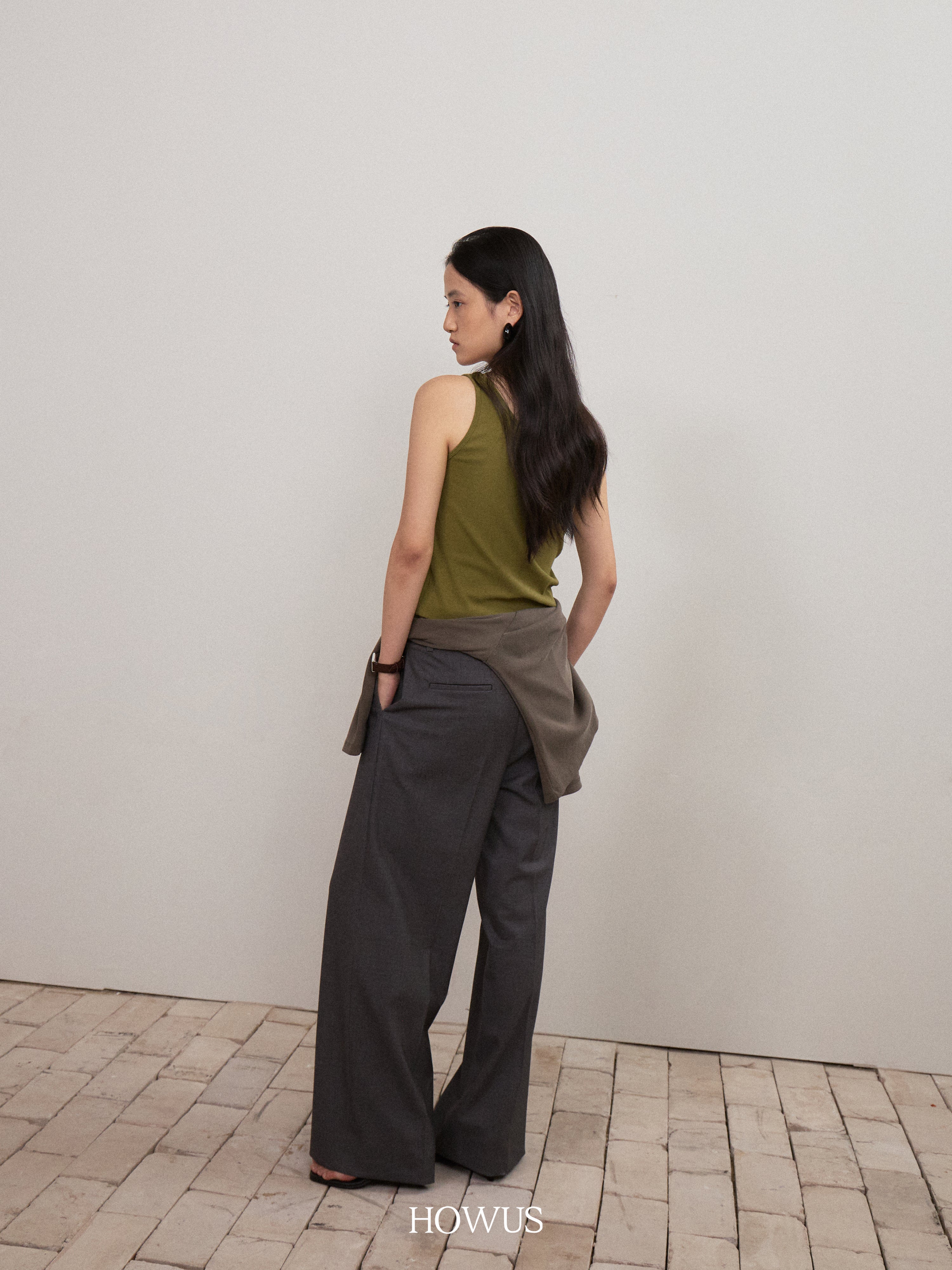 color_khaki