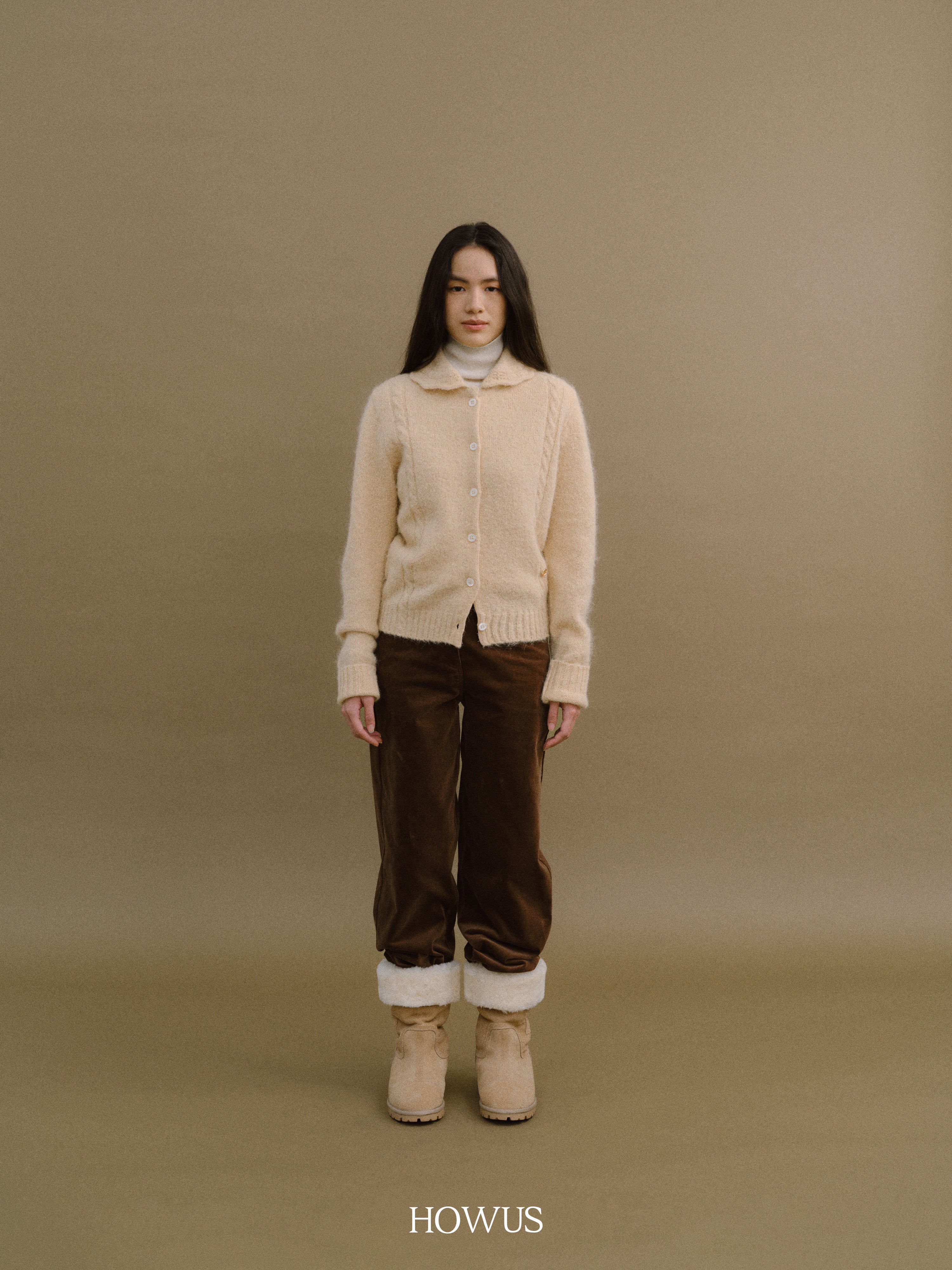 color_beige