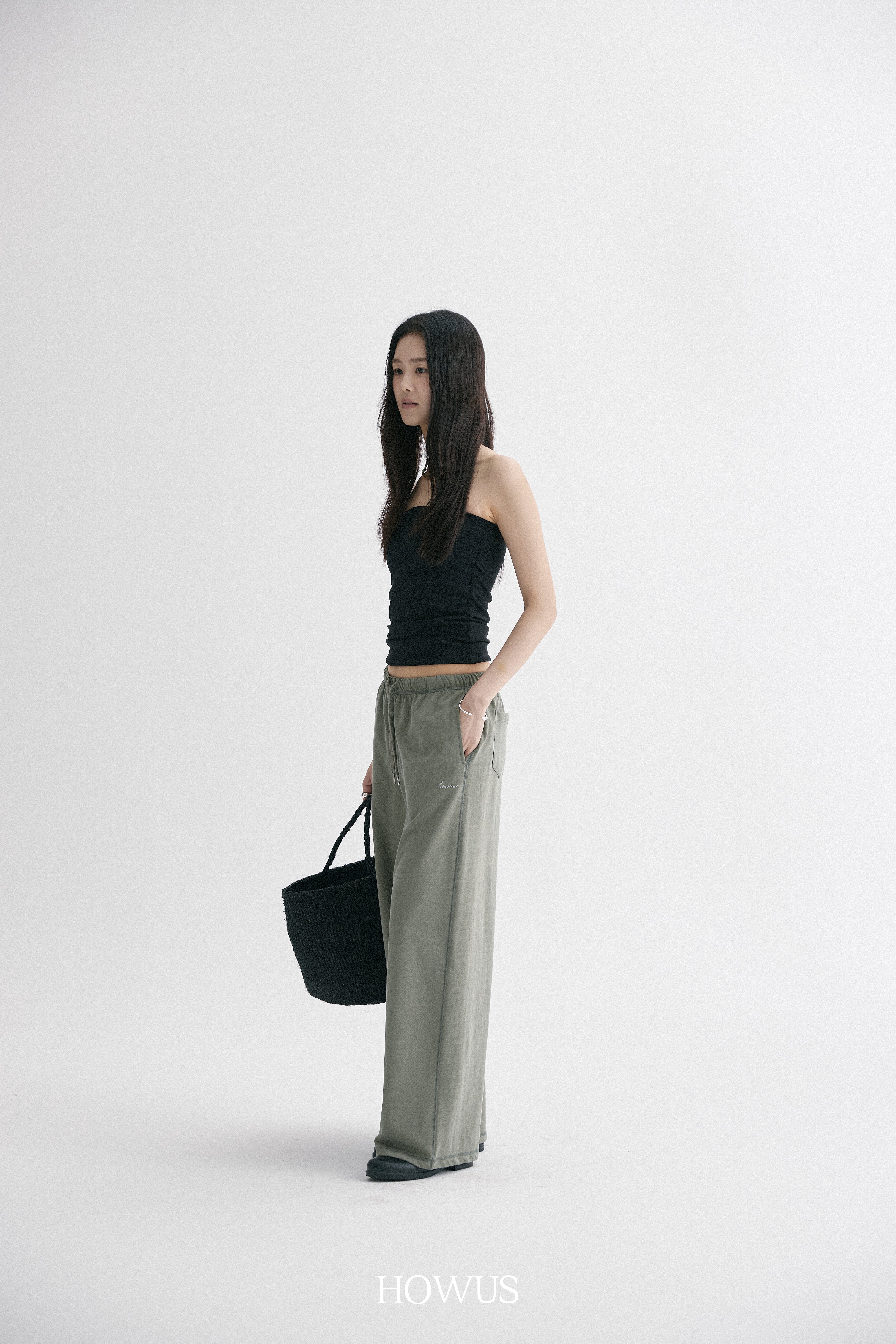 color_khaki