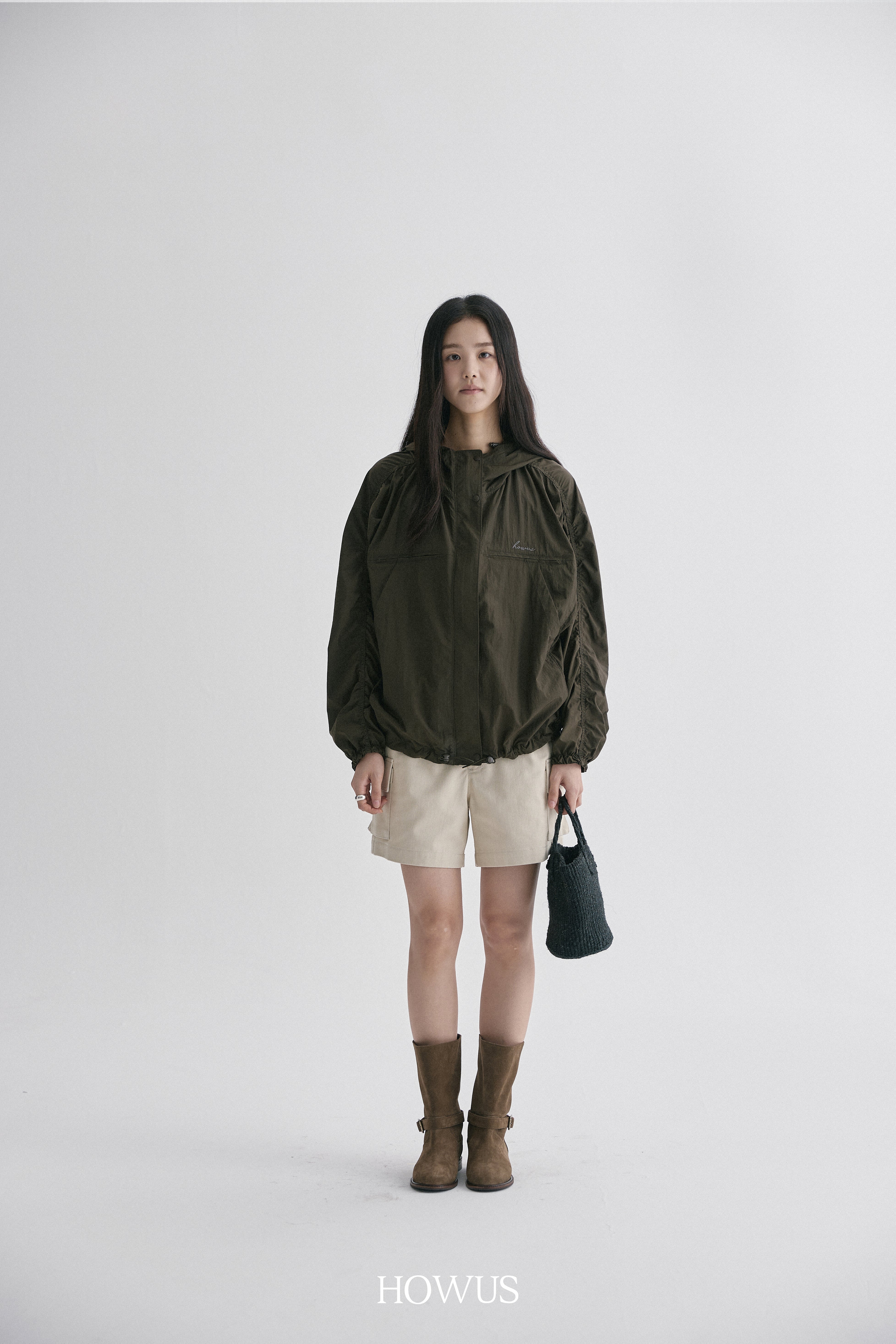 color_khaki