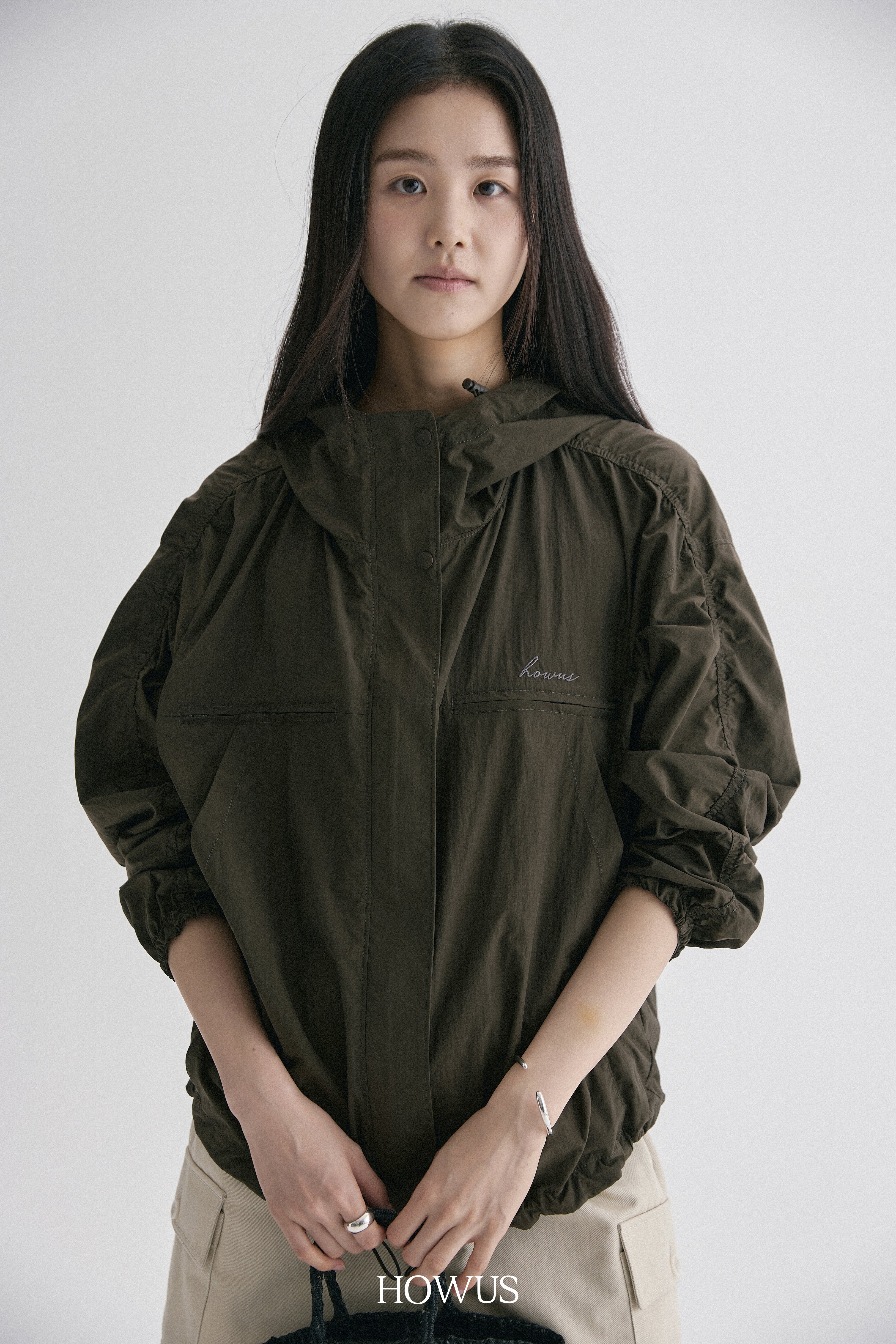 color_khaki