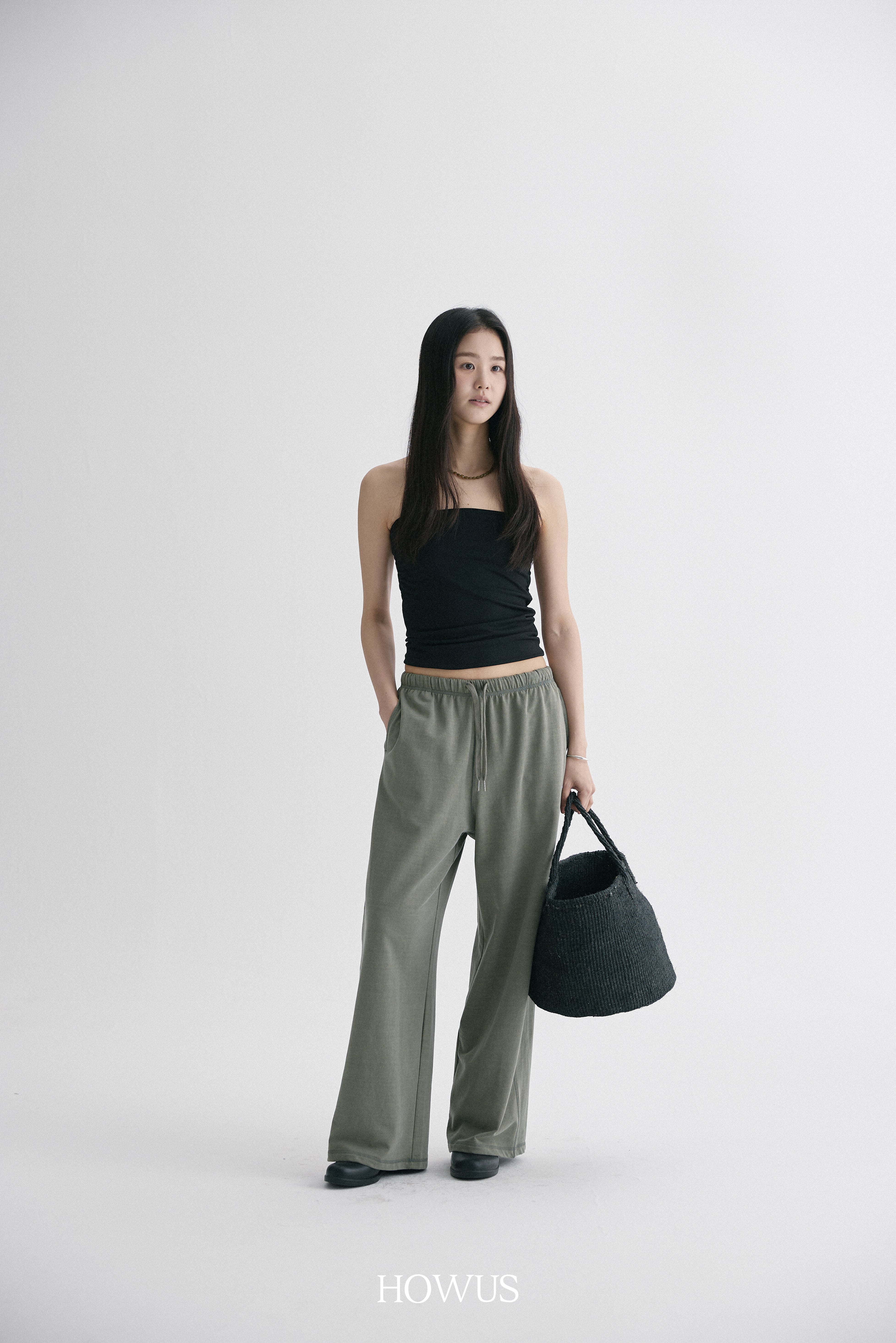 color_khaki