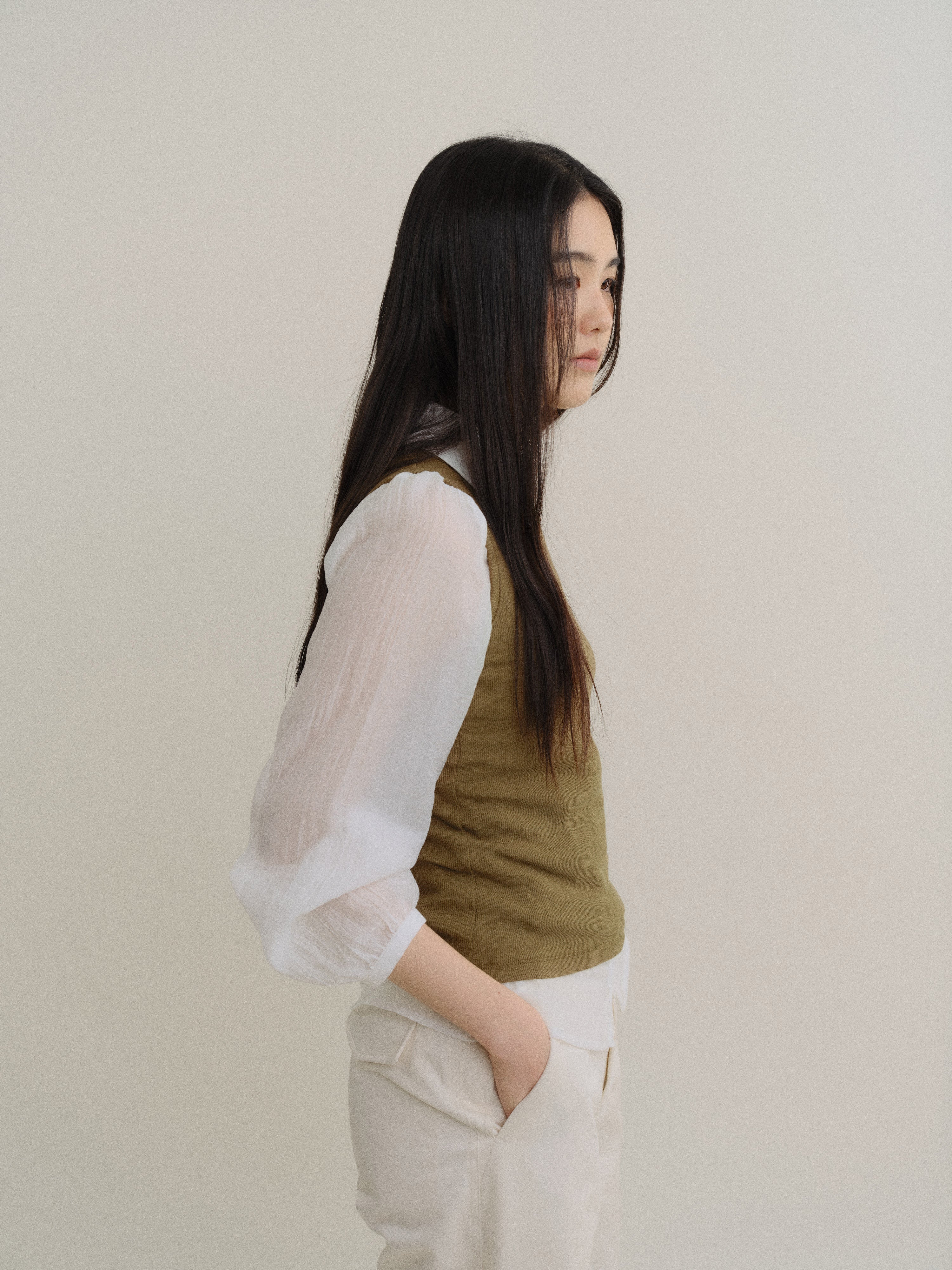 color_khaki