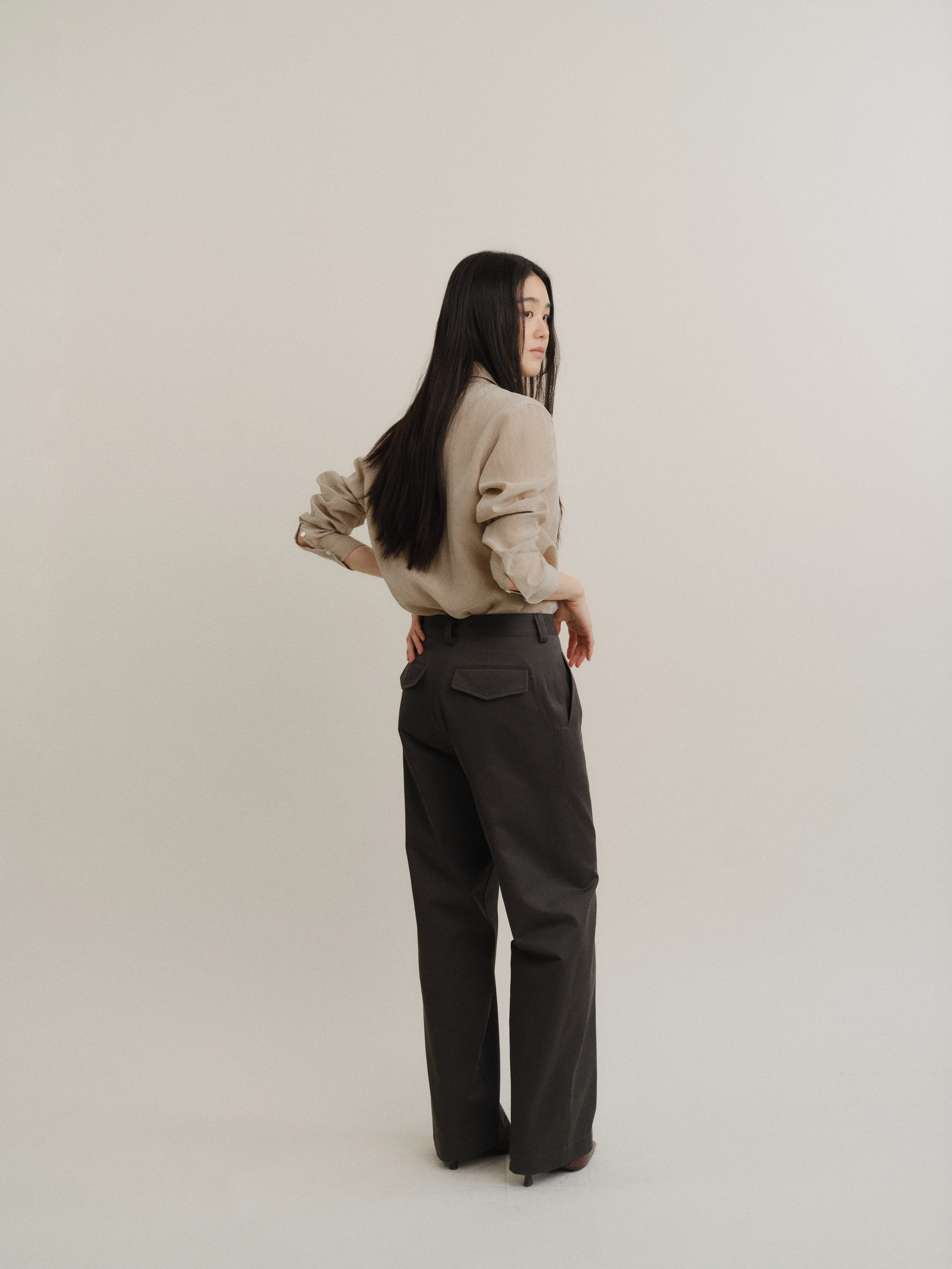 color_khaki