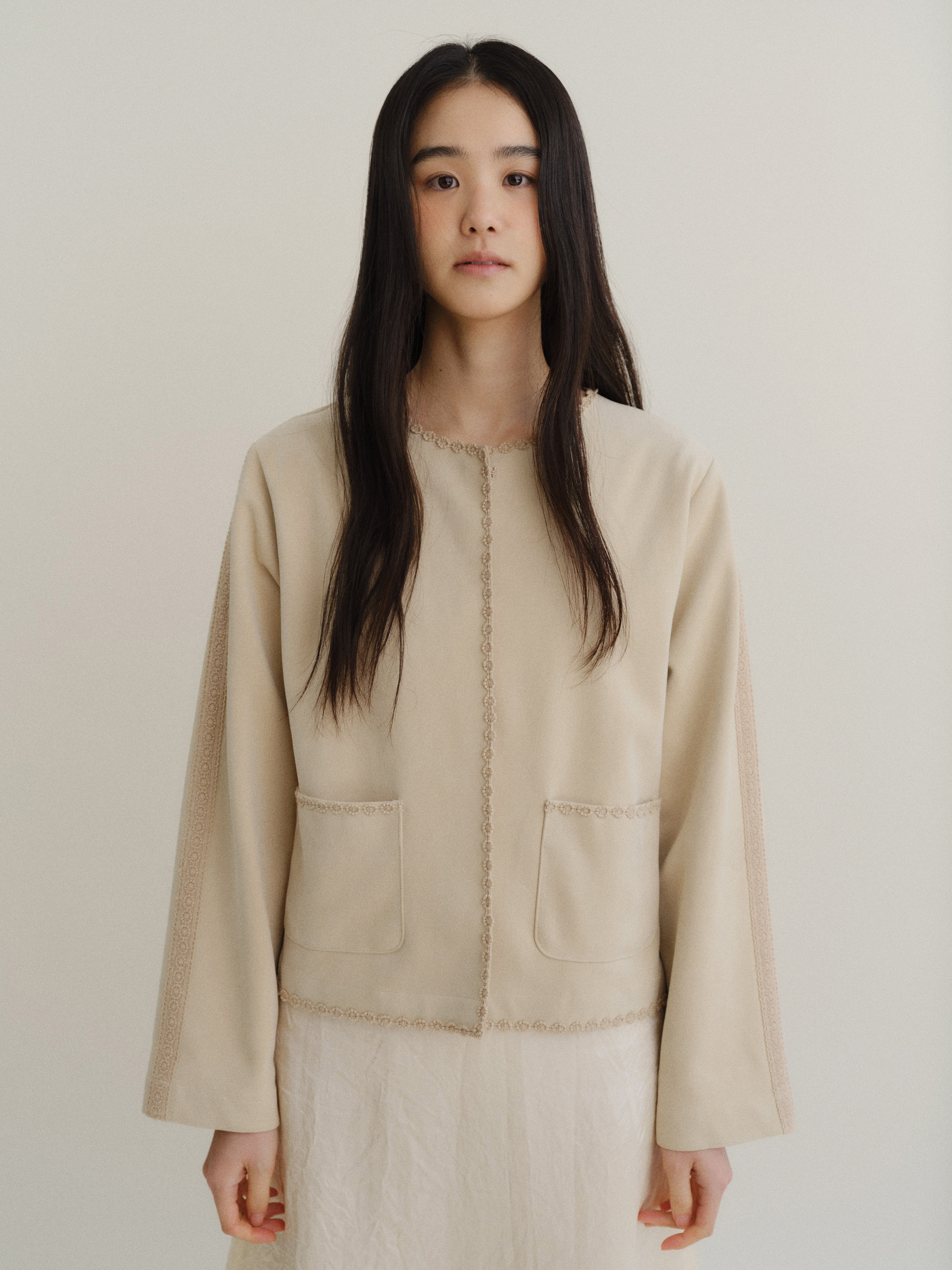 color_beige