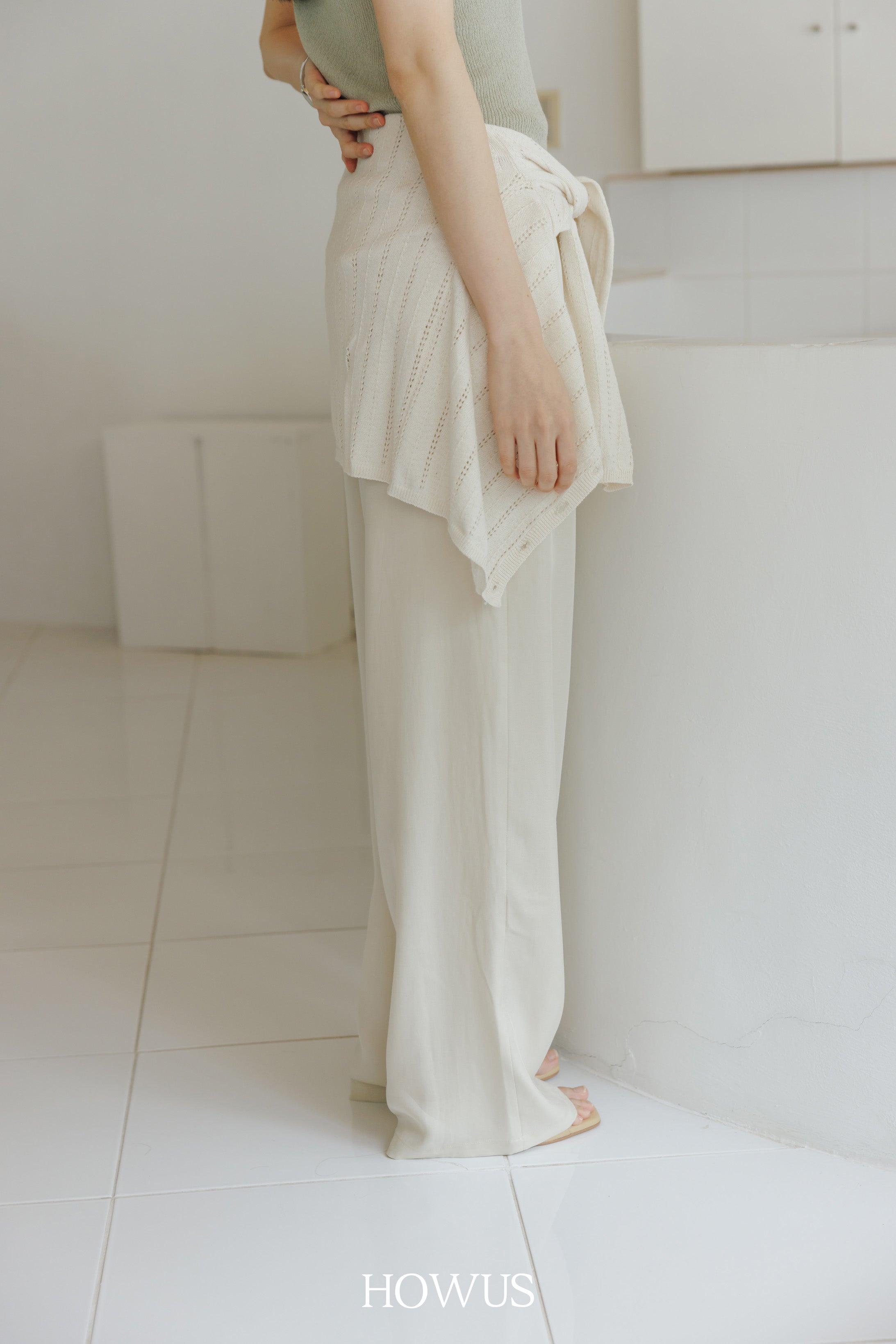 color_light_beige