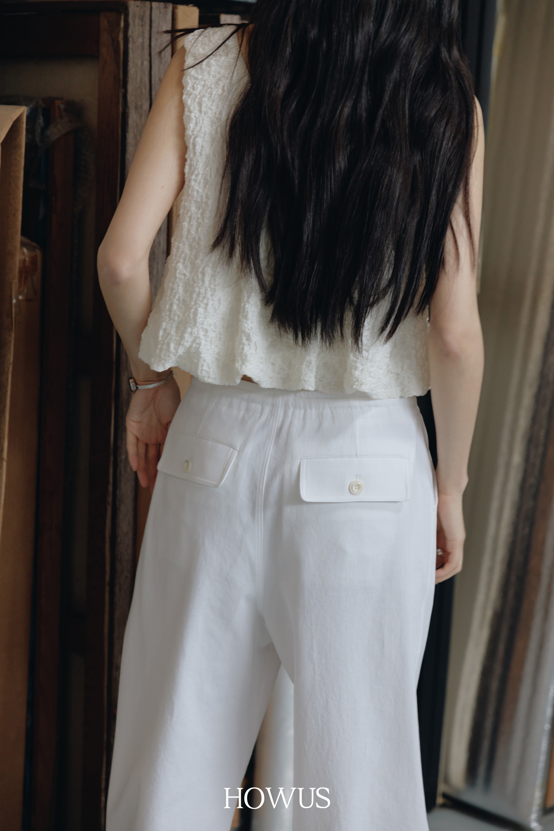 color_ivory