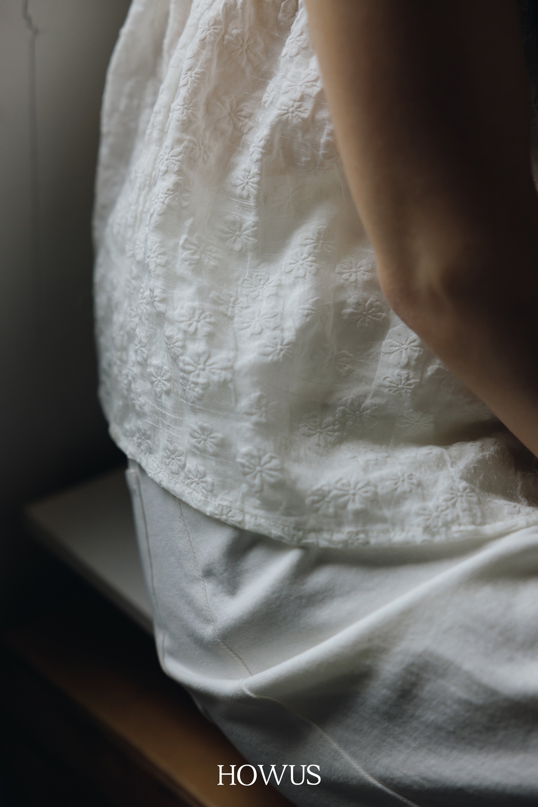 color_ivory
