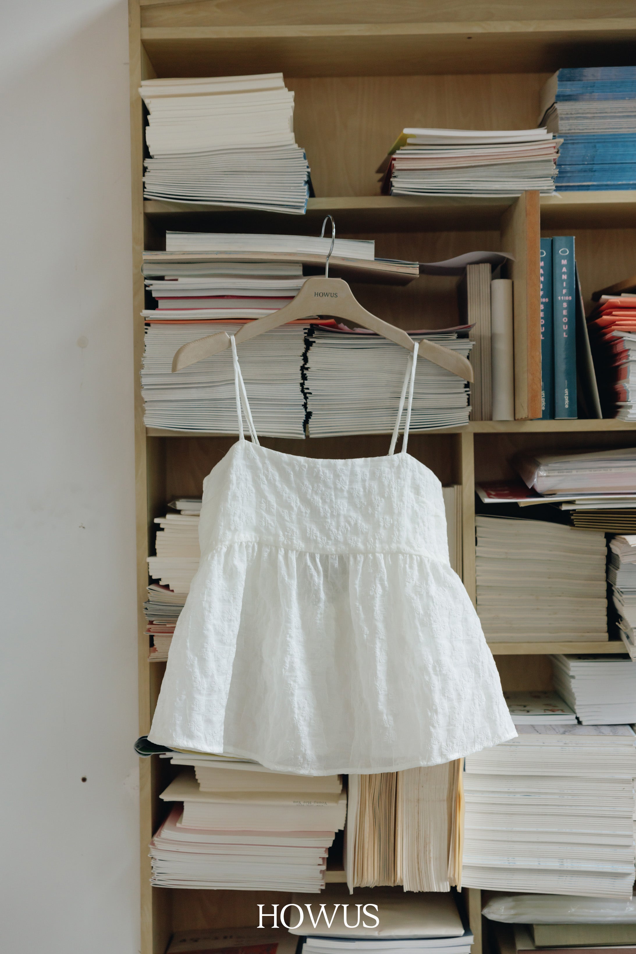 color_ivory