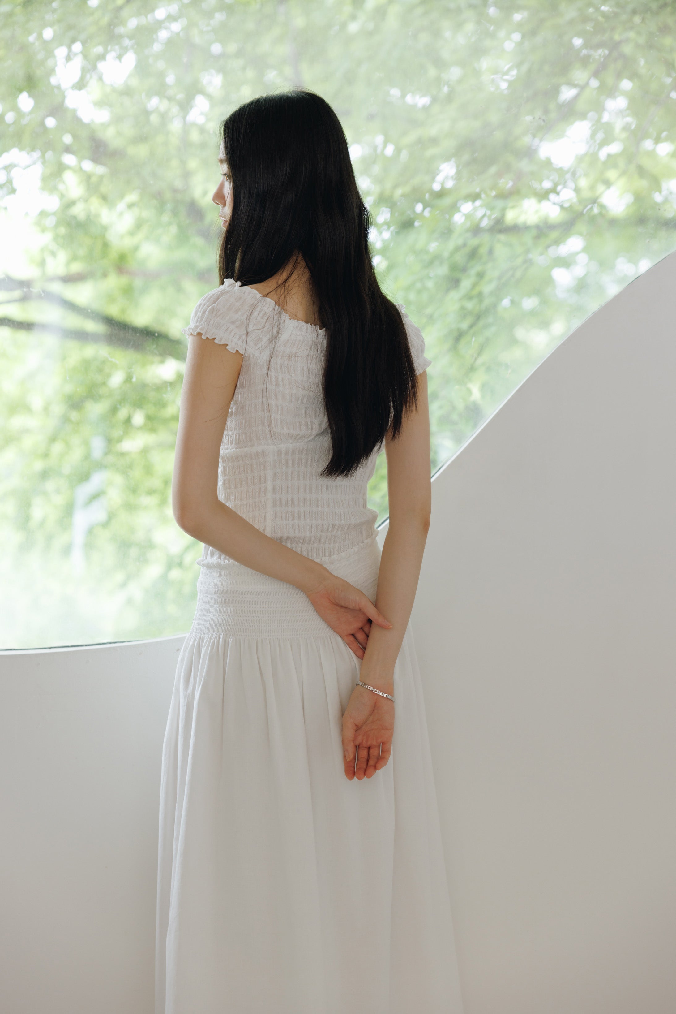 color_ivory