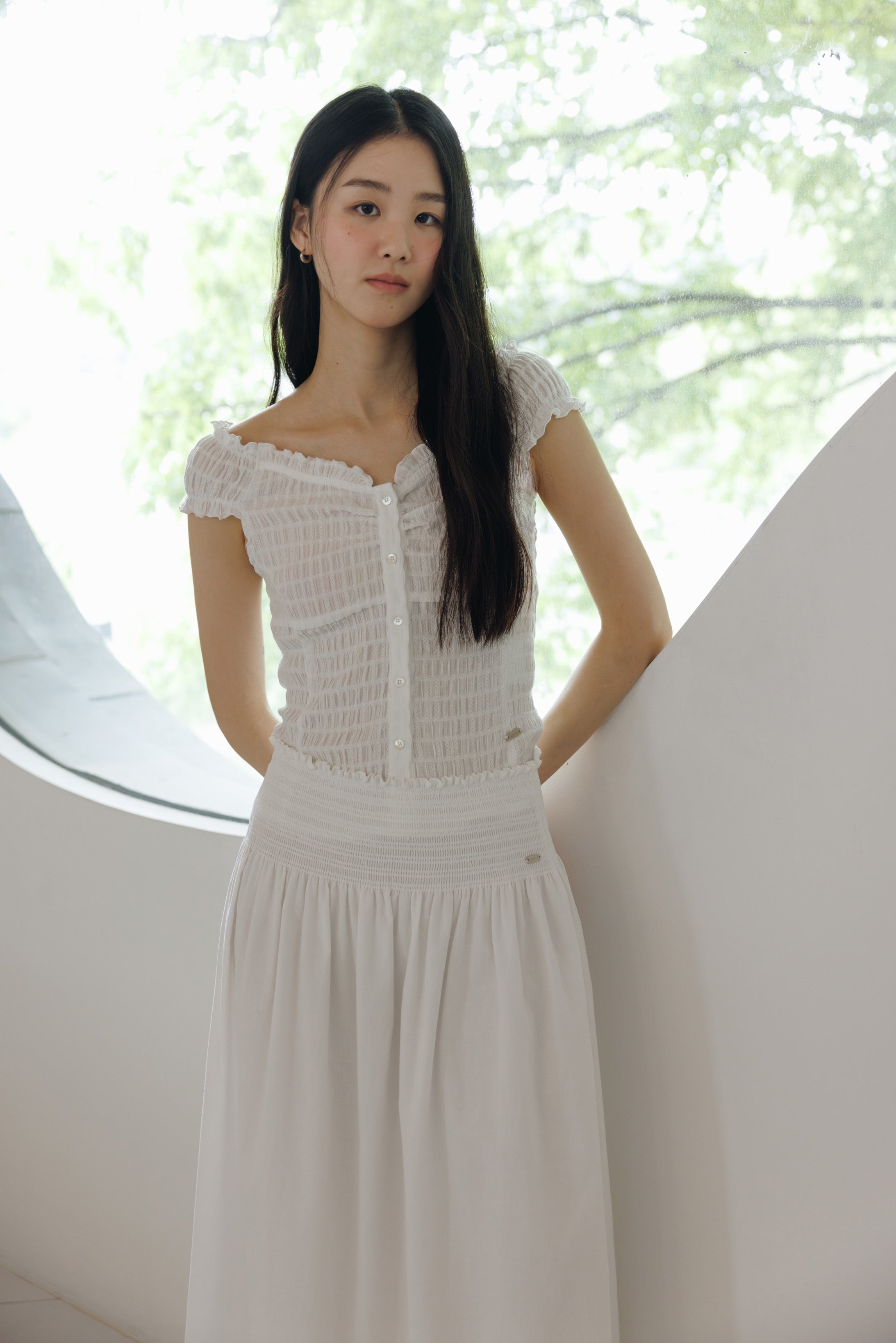 color_ivory