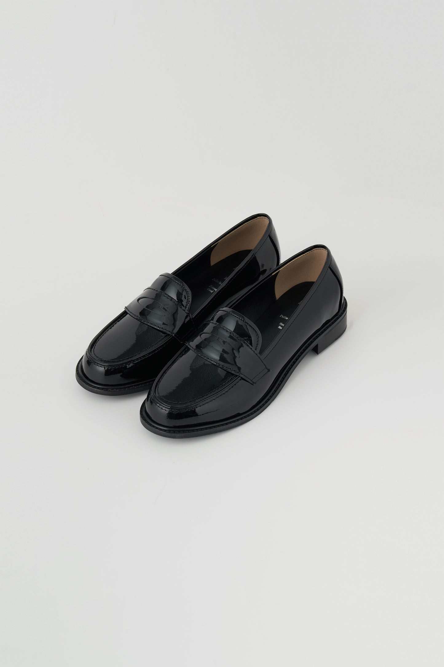 color_glossy_black
