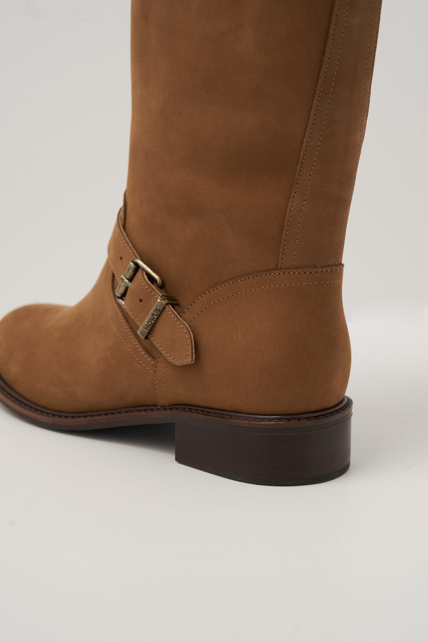 color_camel