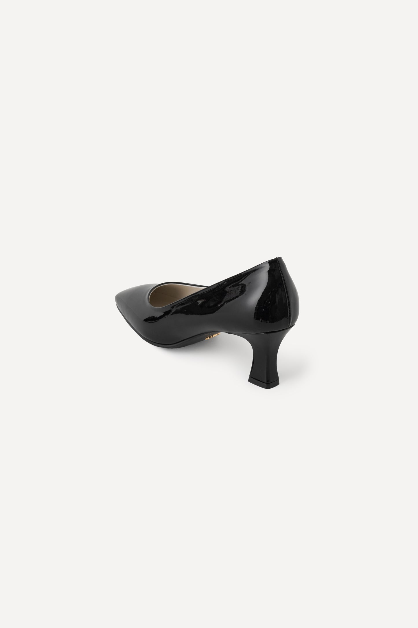 color_black_patent