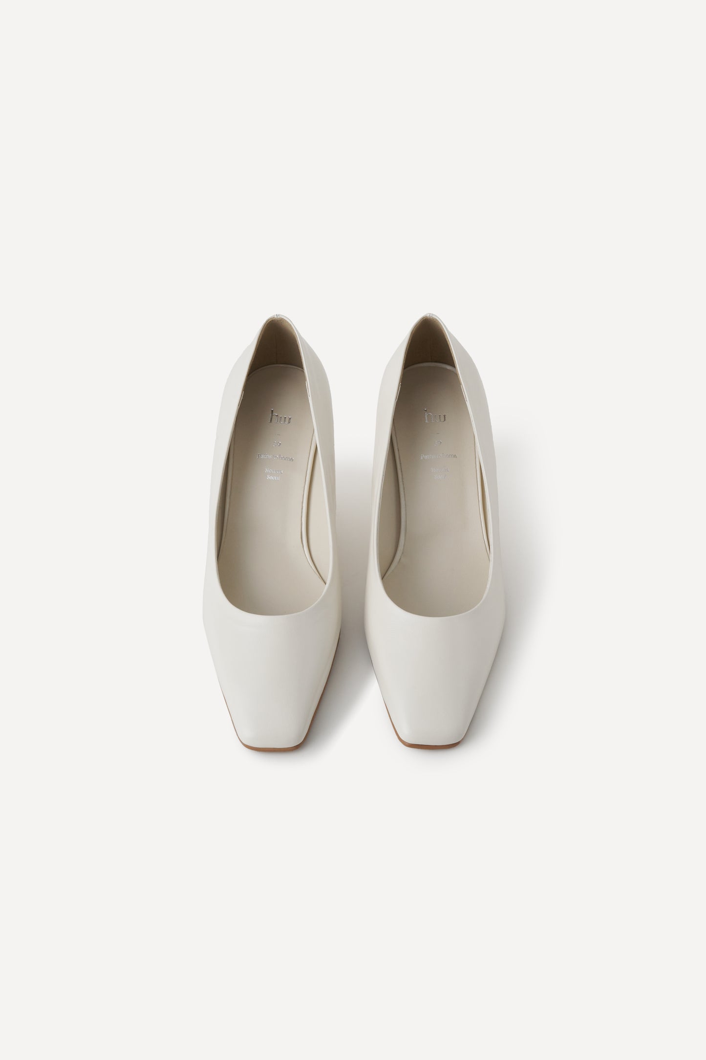 color_ivory
