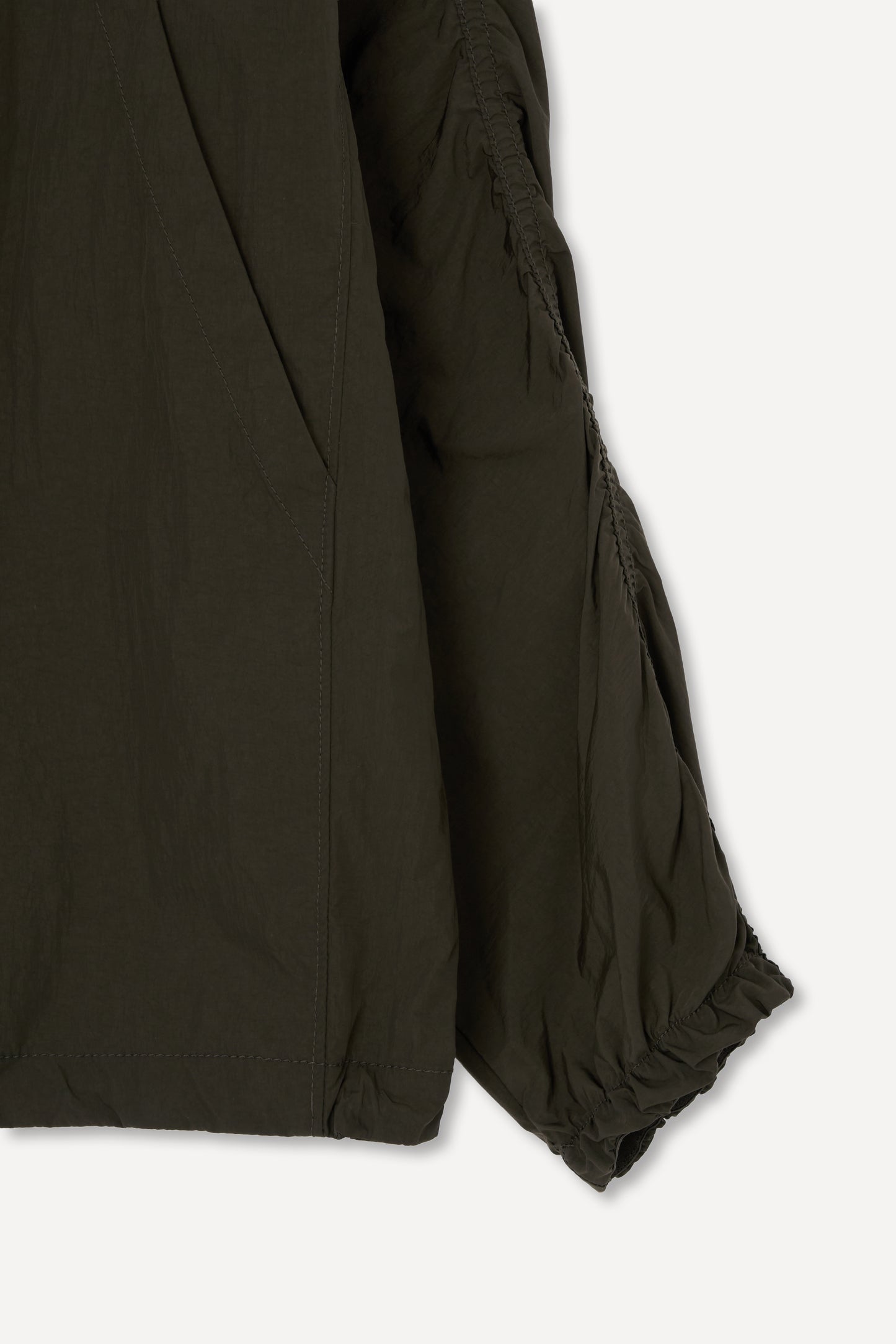color_khaki