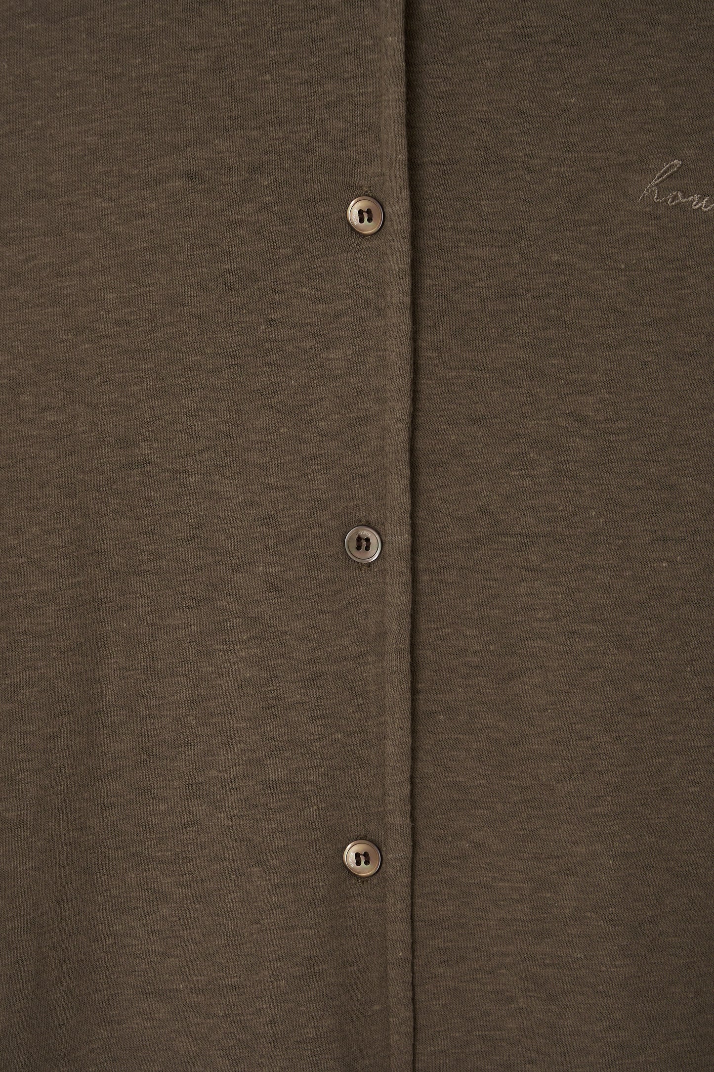 color_khaki