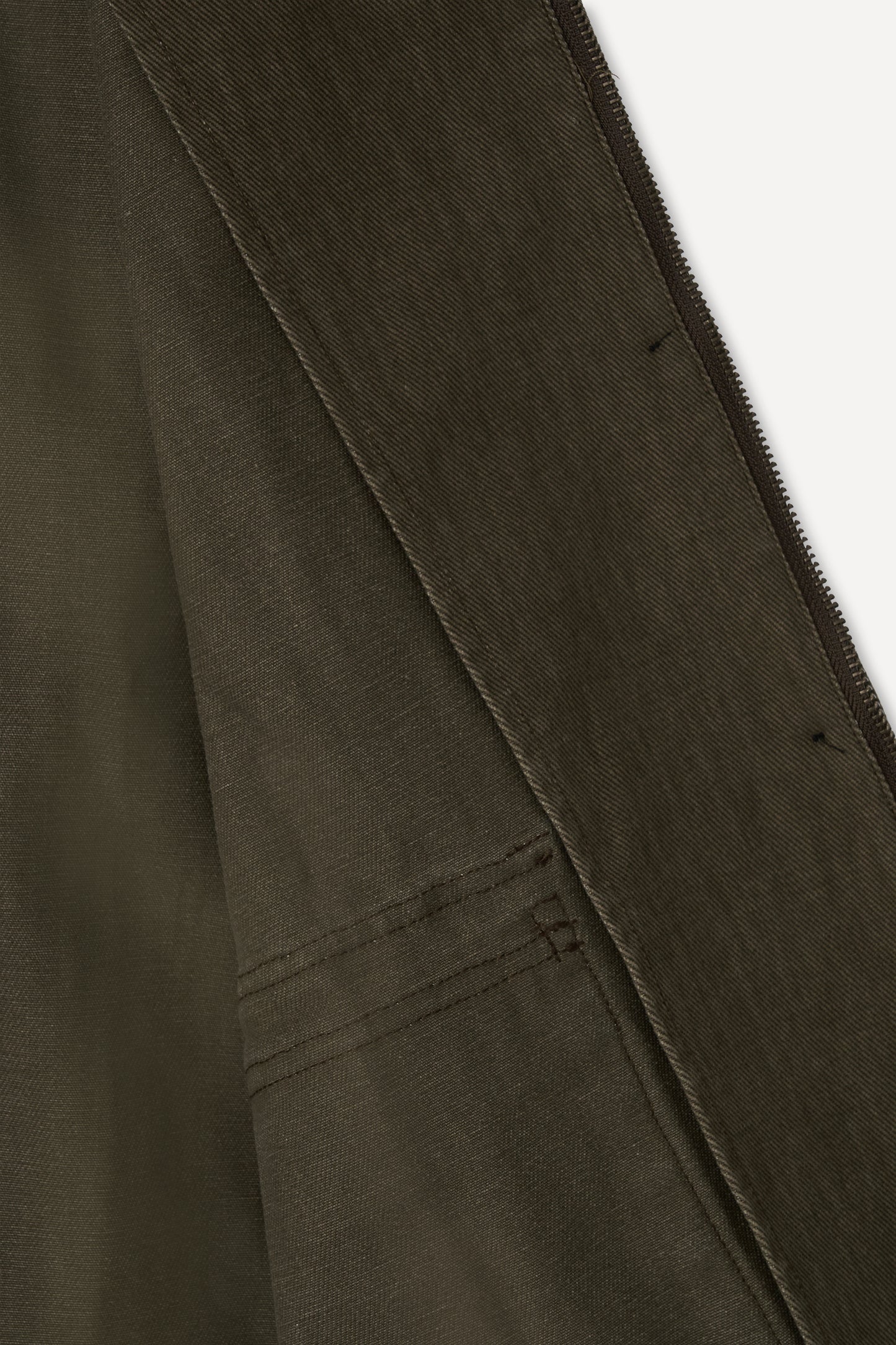 color_brown