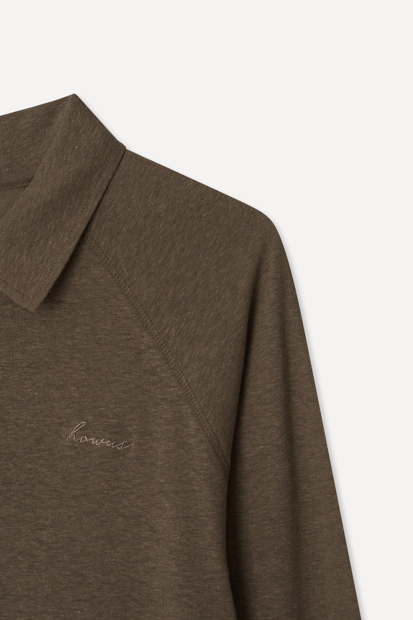 color_khaki