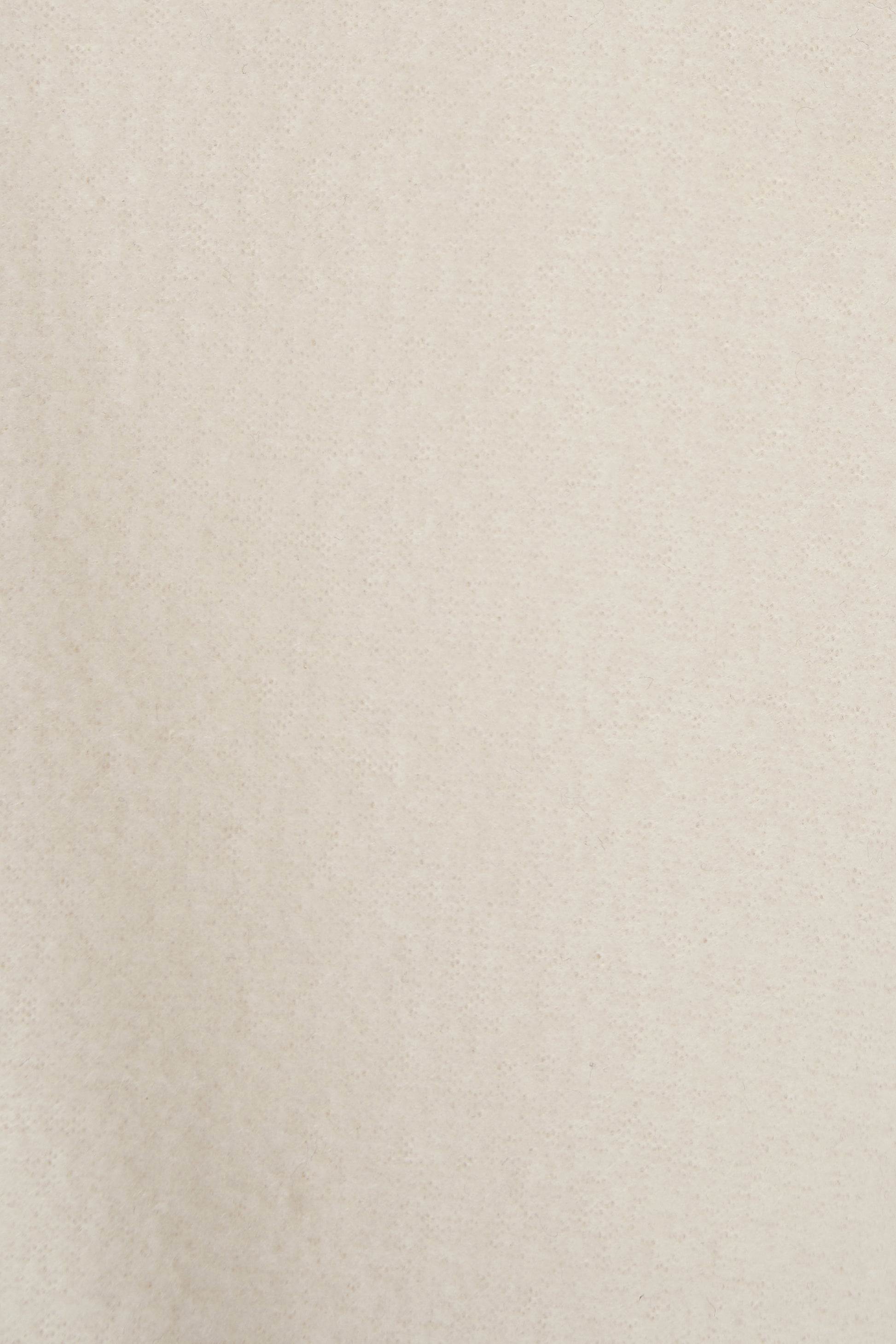 color_ivory
