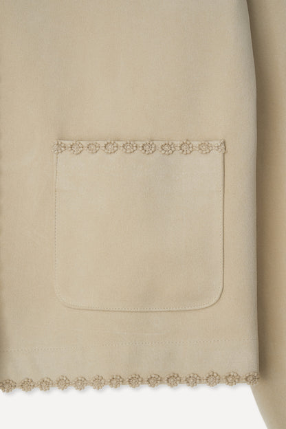 color_beige