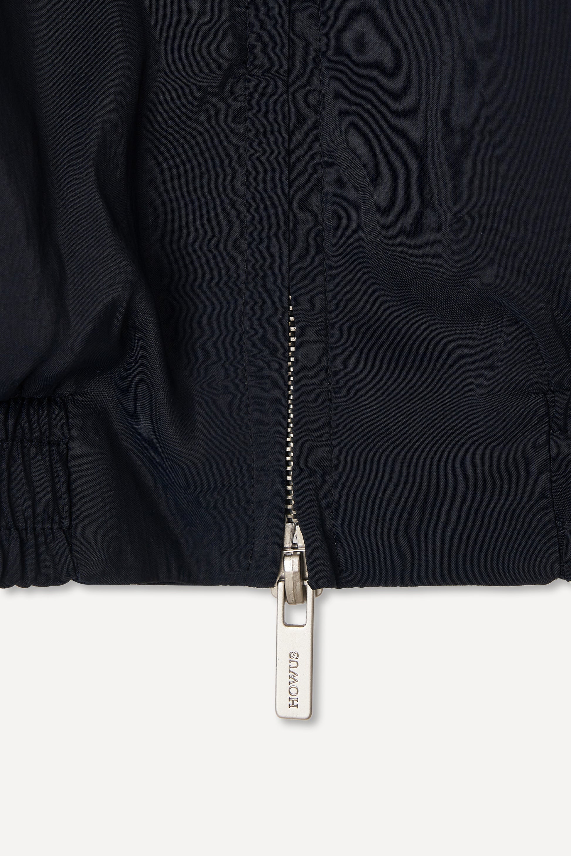 color_navy