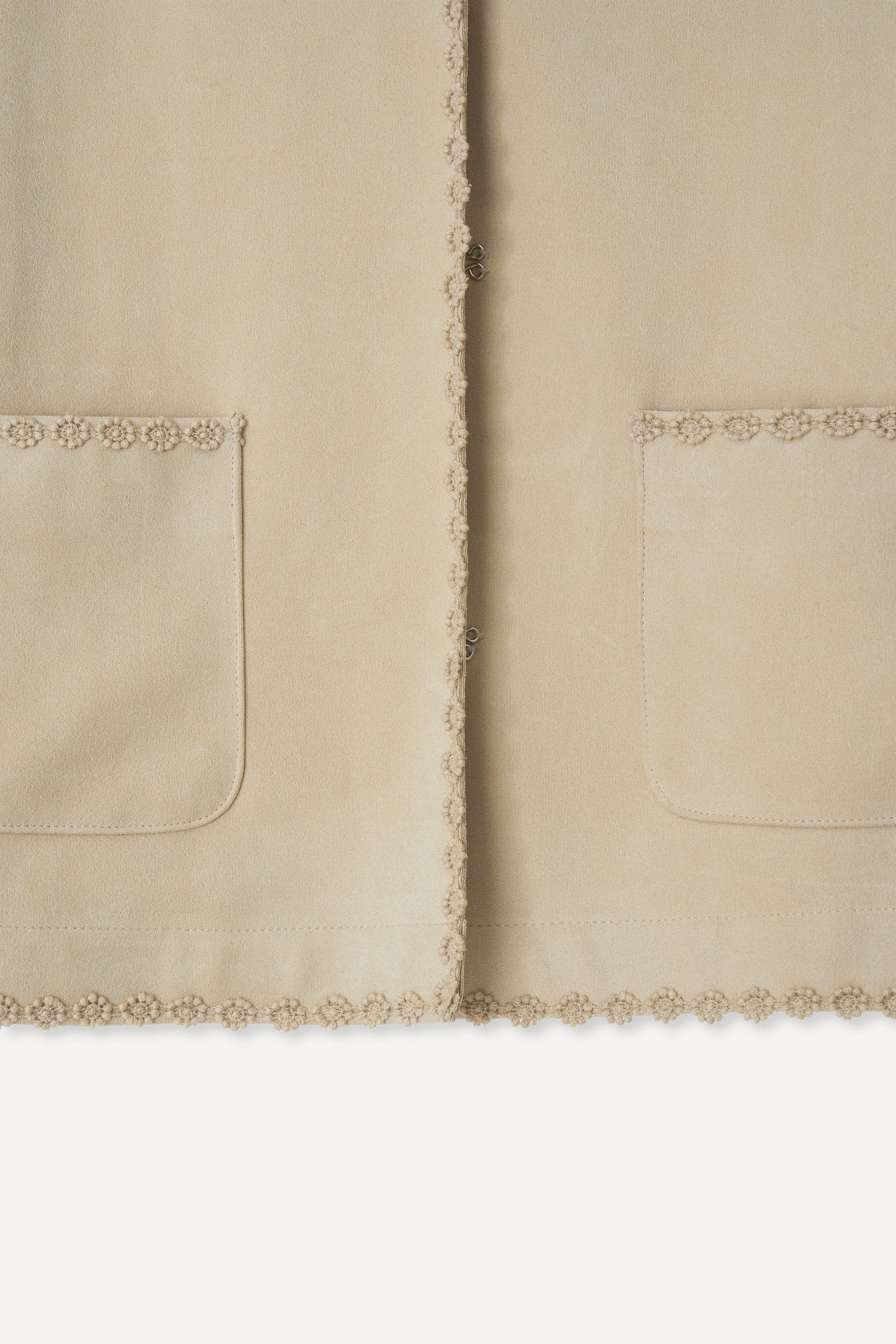 color_beige