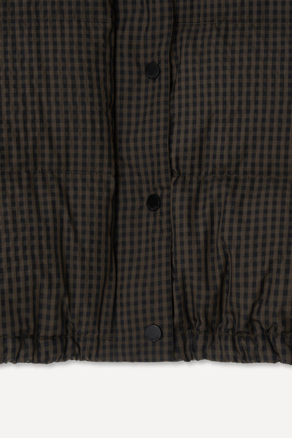 color_brown