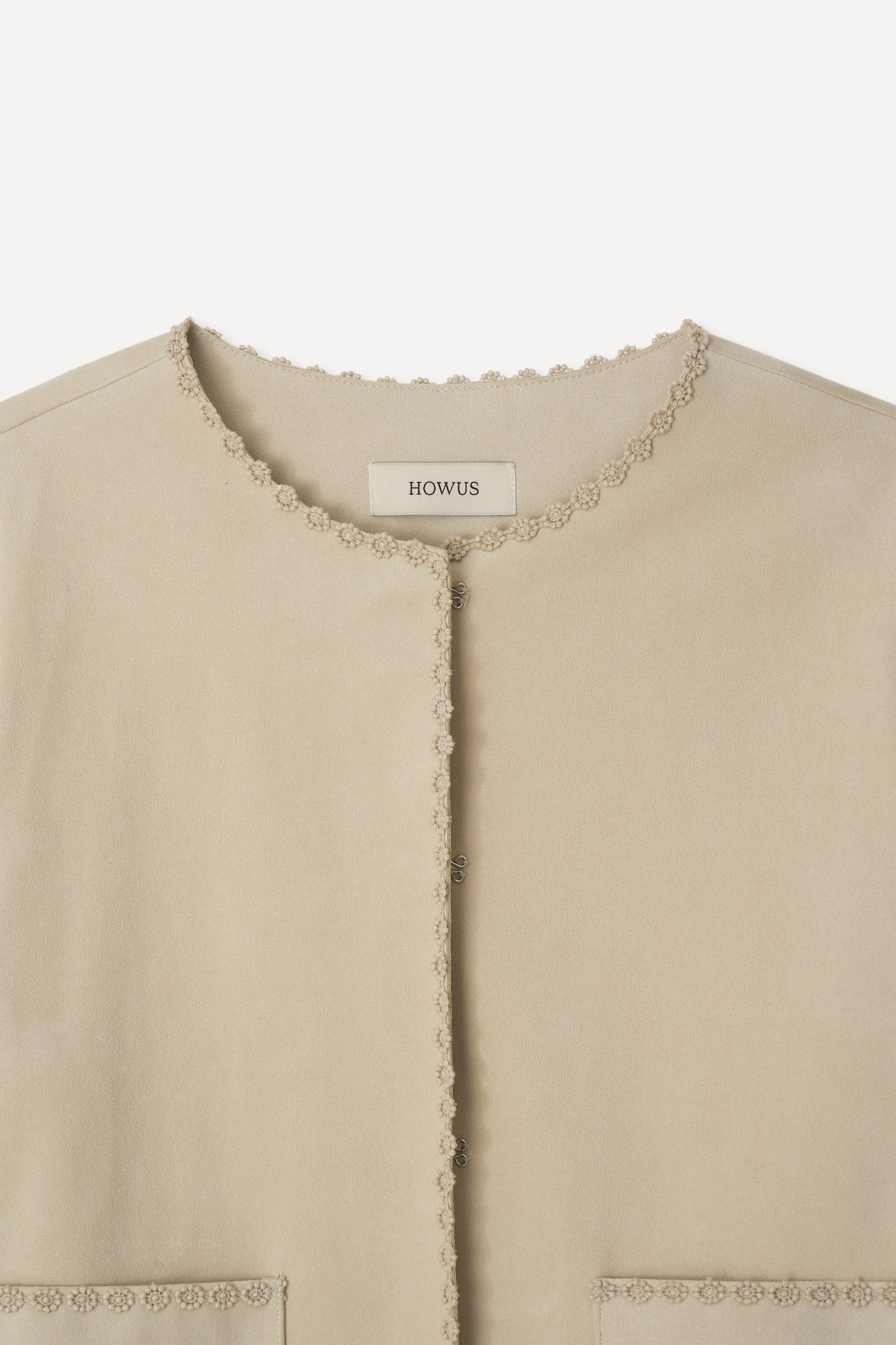 color_beige