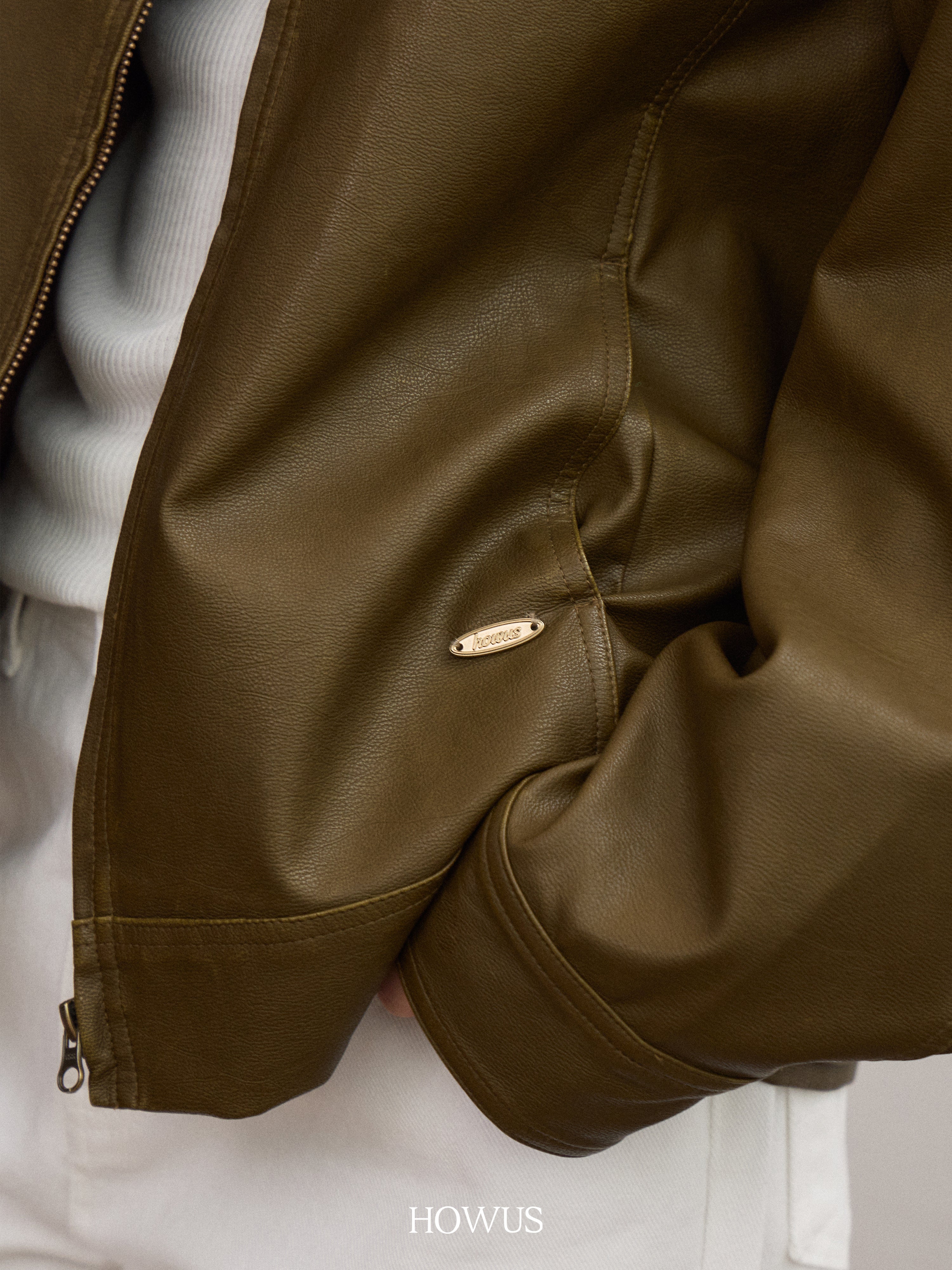 color_khaki