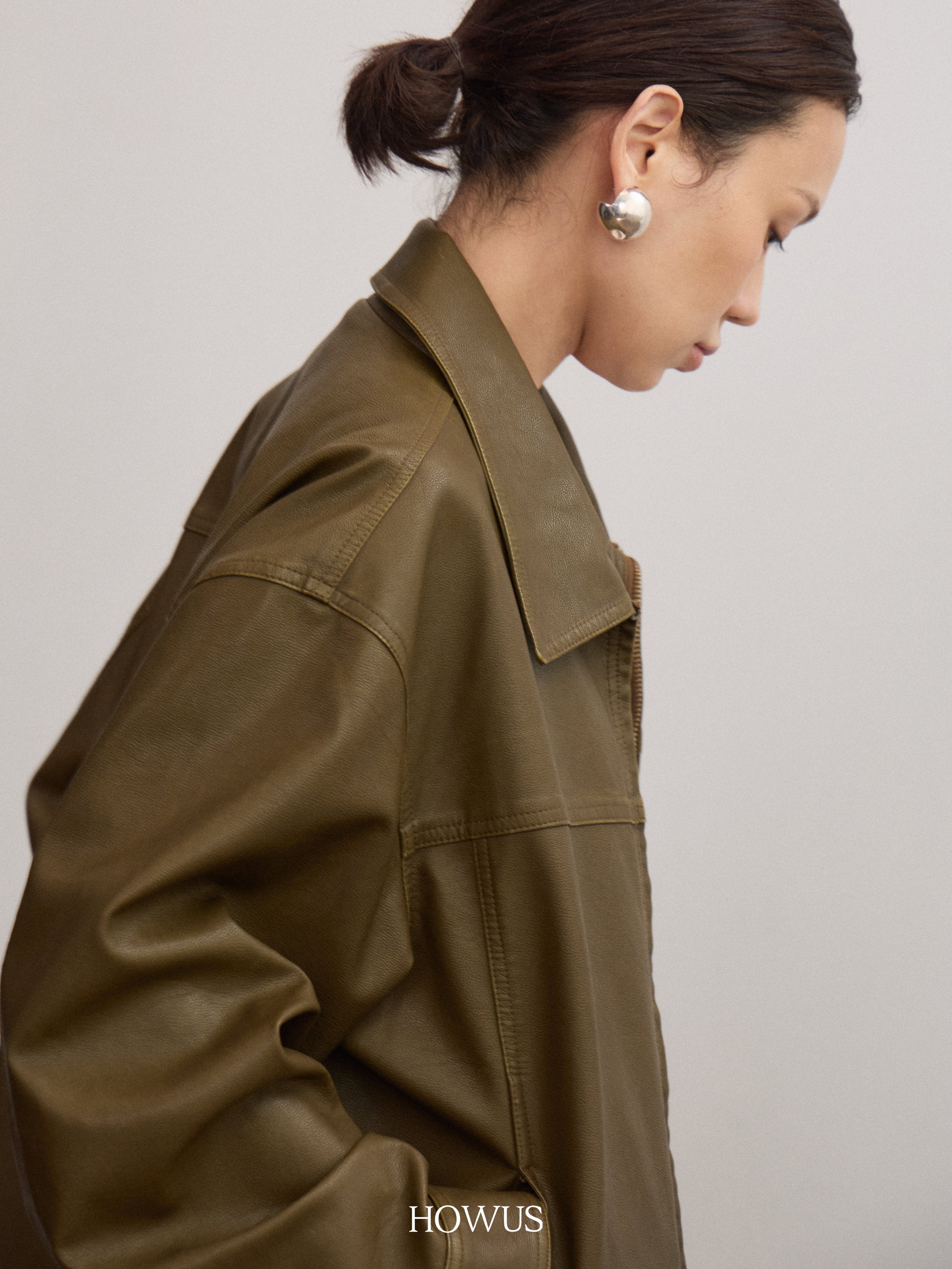color_khaki