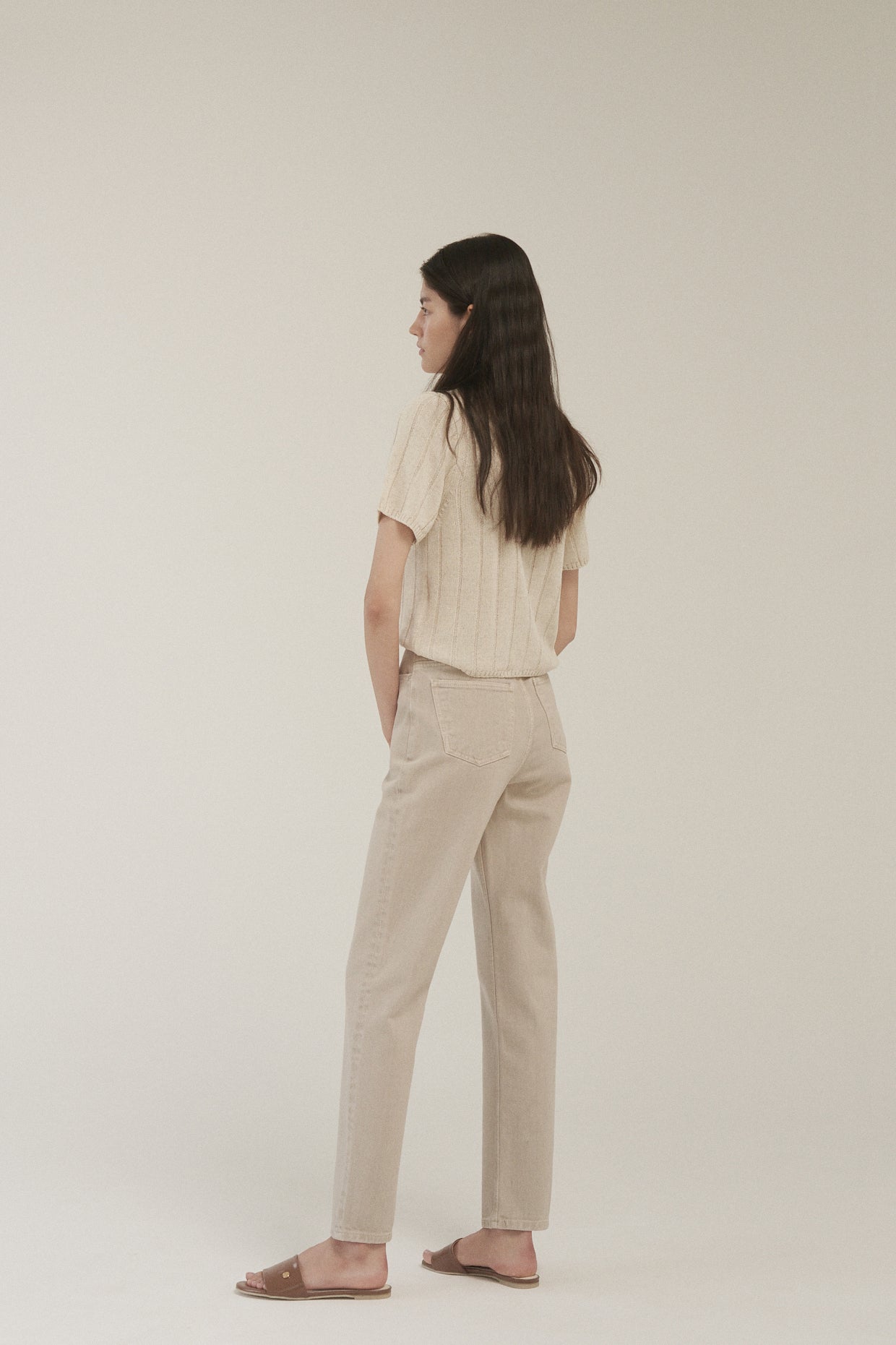 color_brown