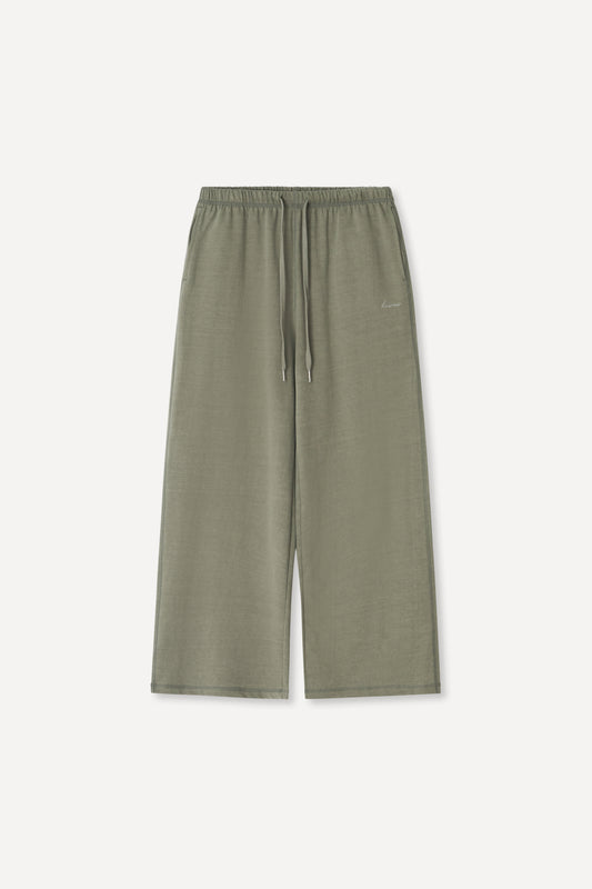 color_khaki