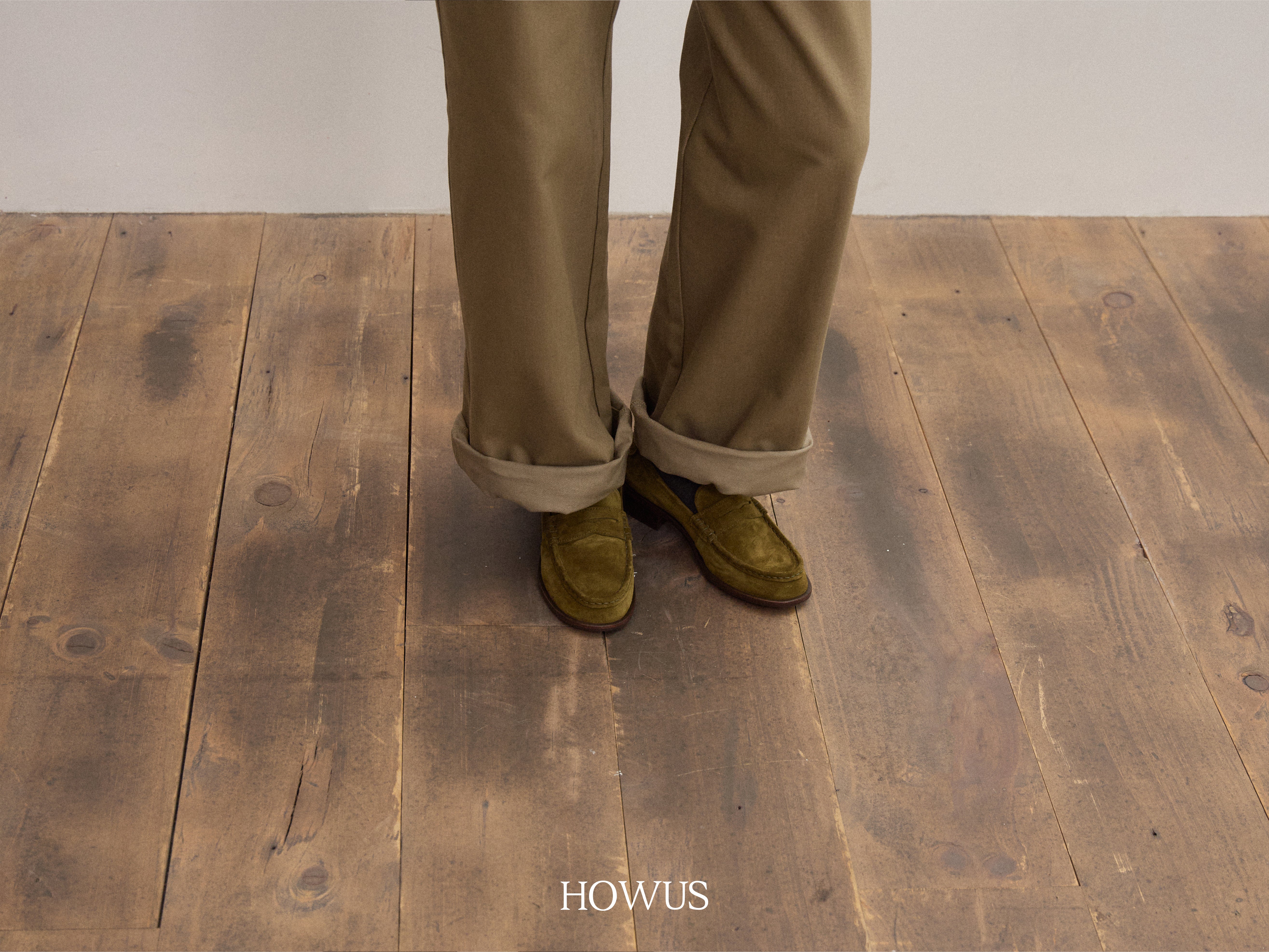 color_khaki
