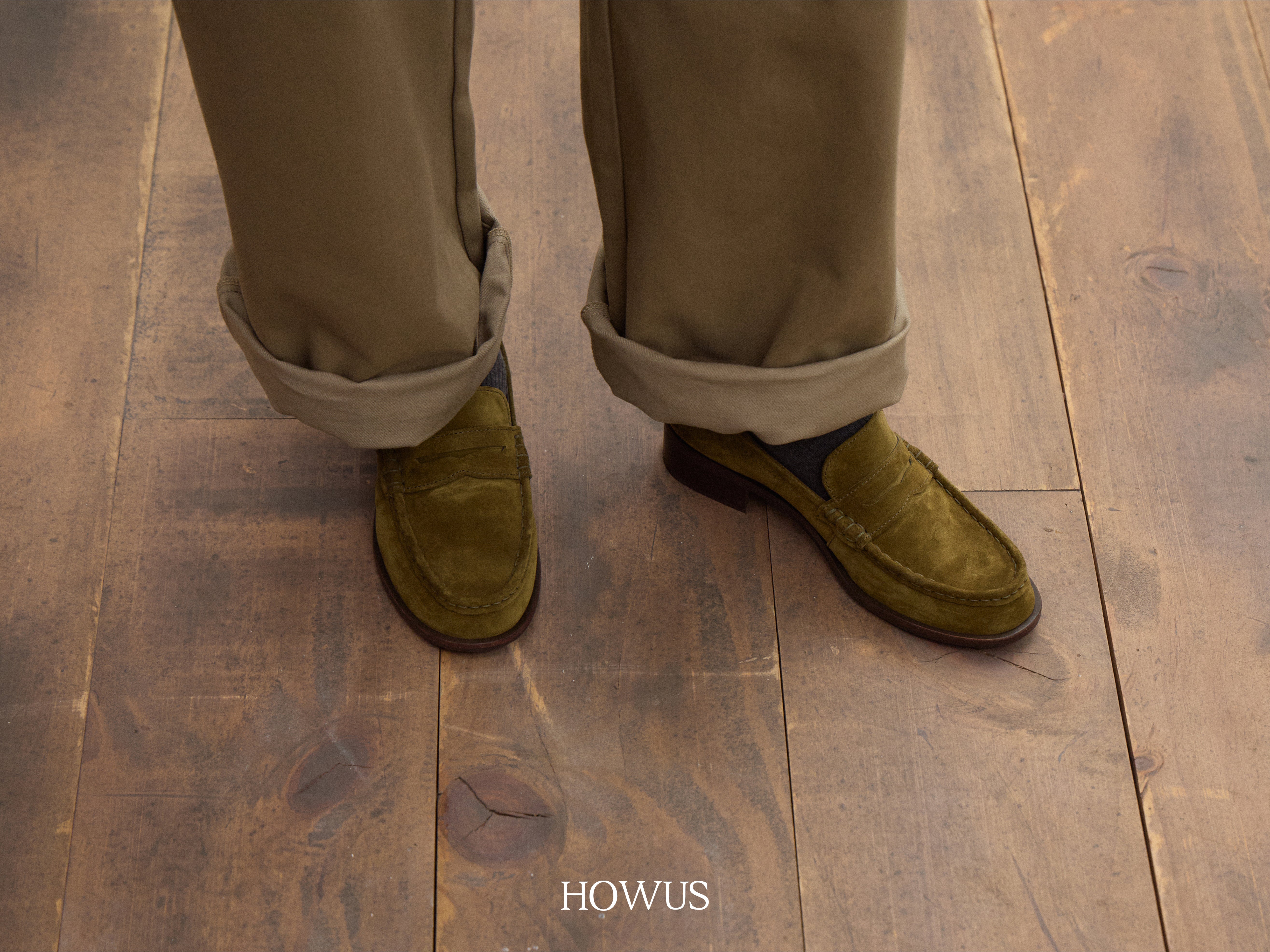 color_khaki