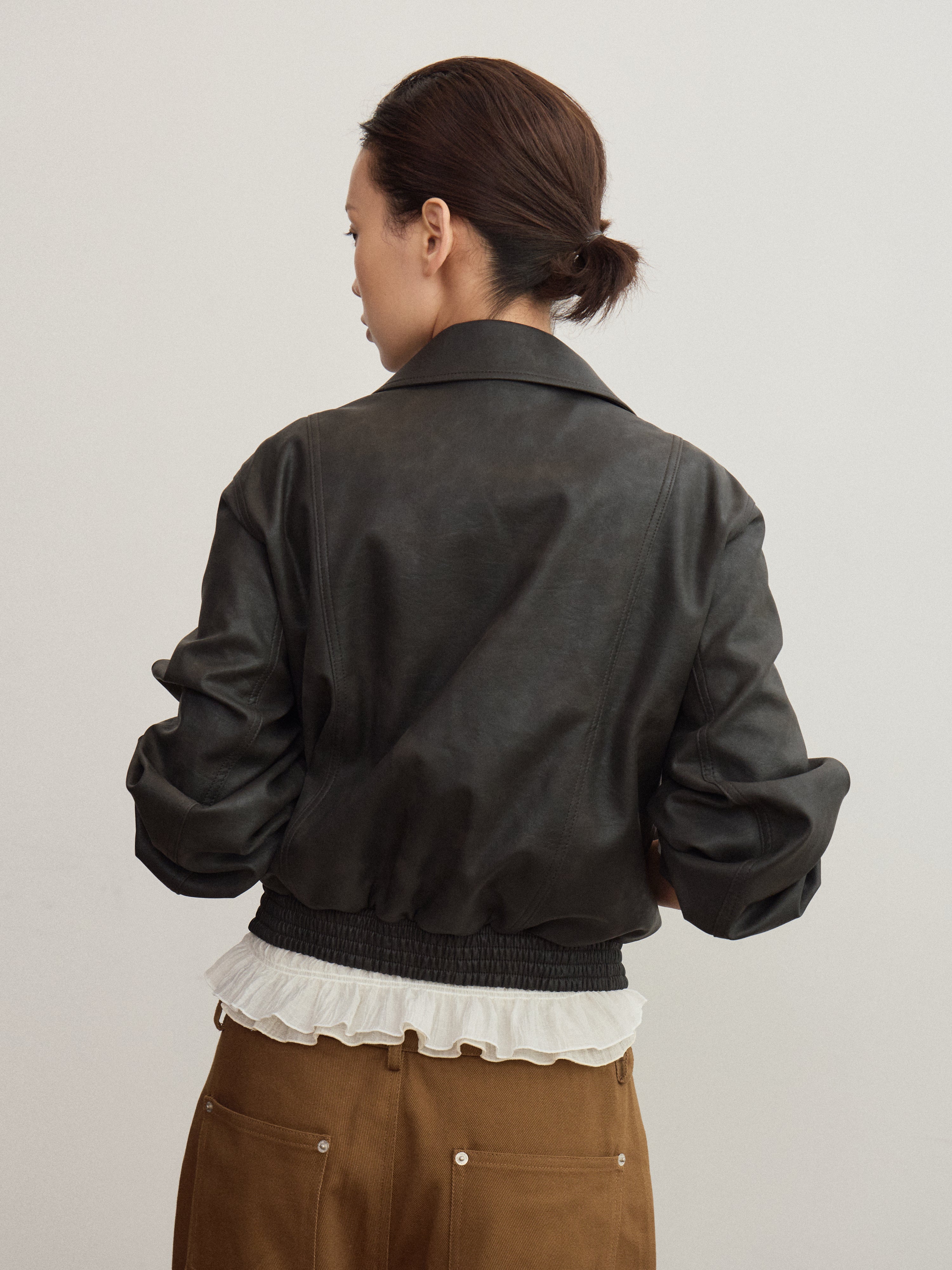 color_leather_brown
