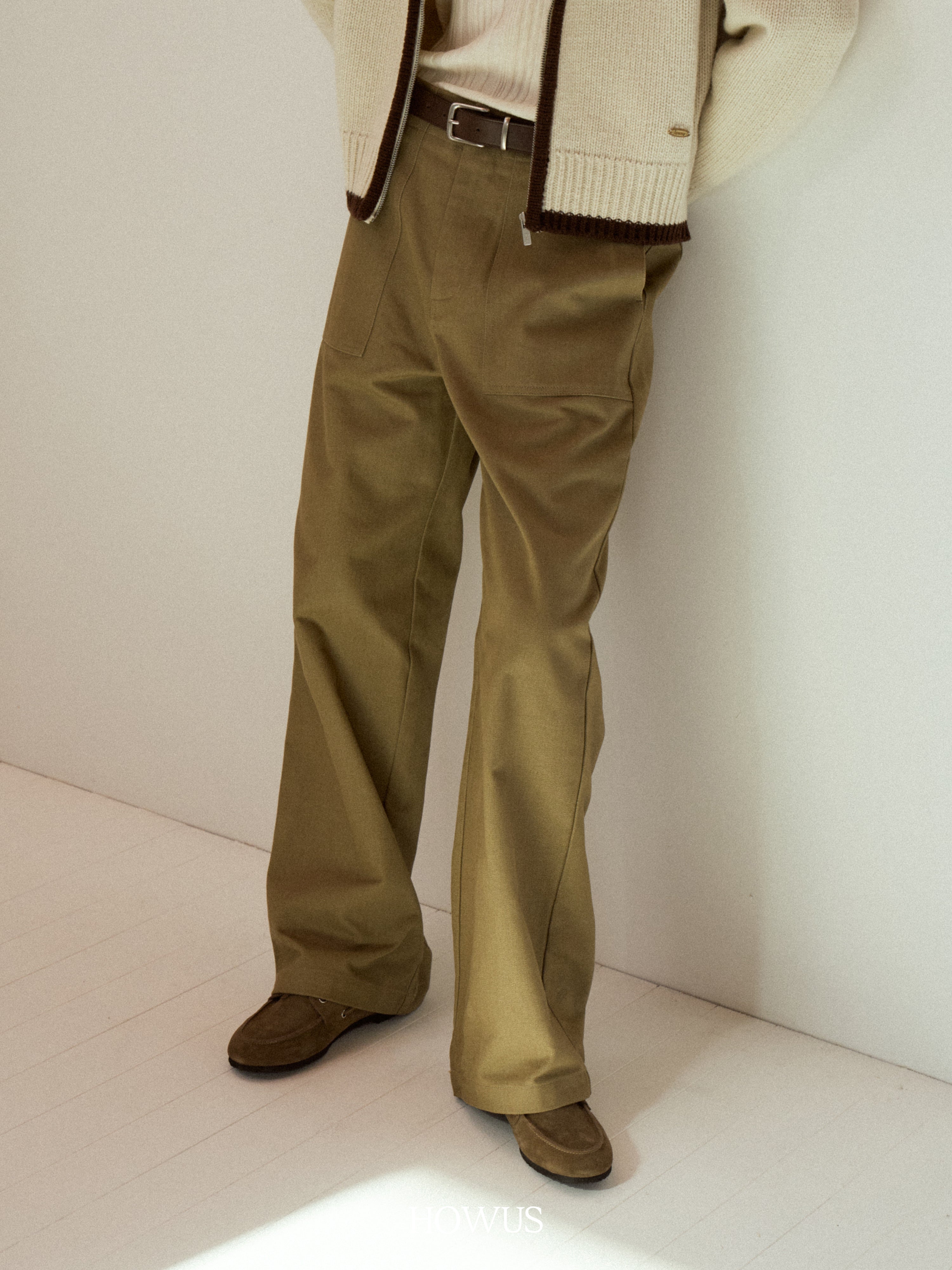 color_khaki