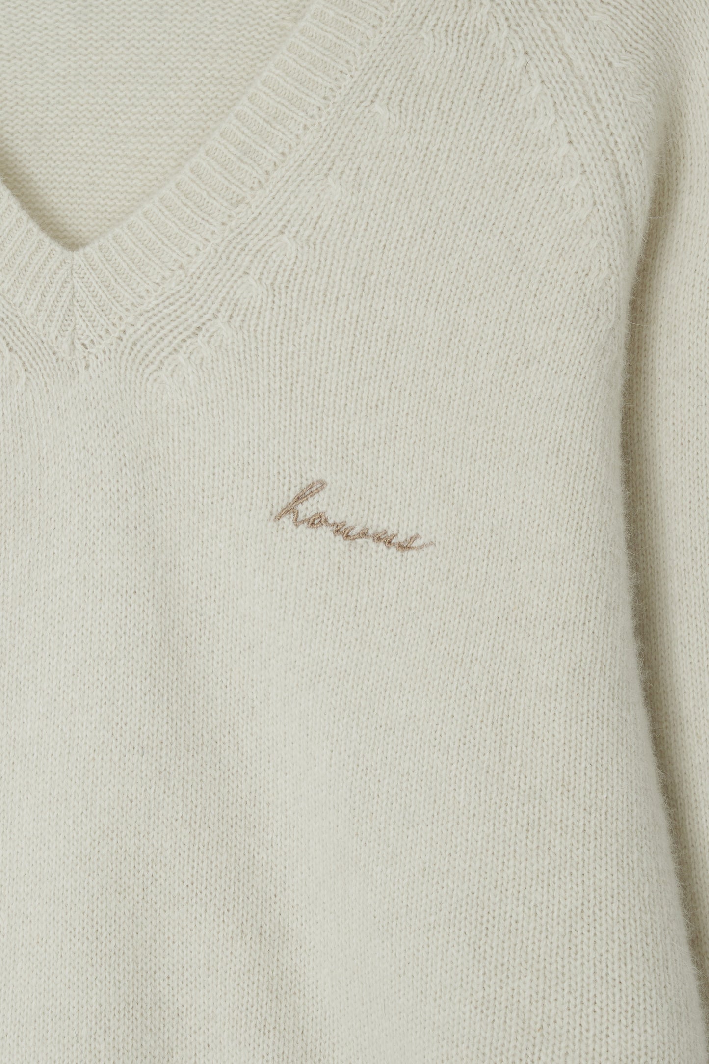 color_ivory