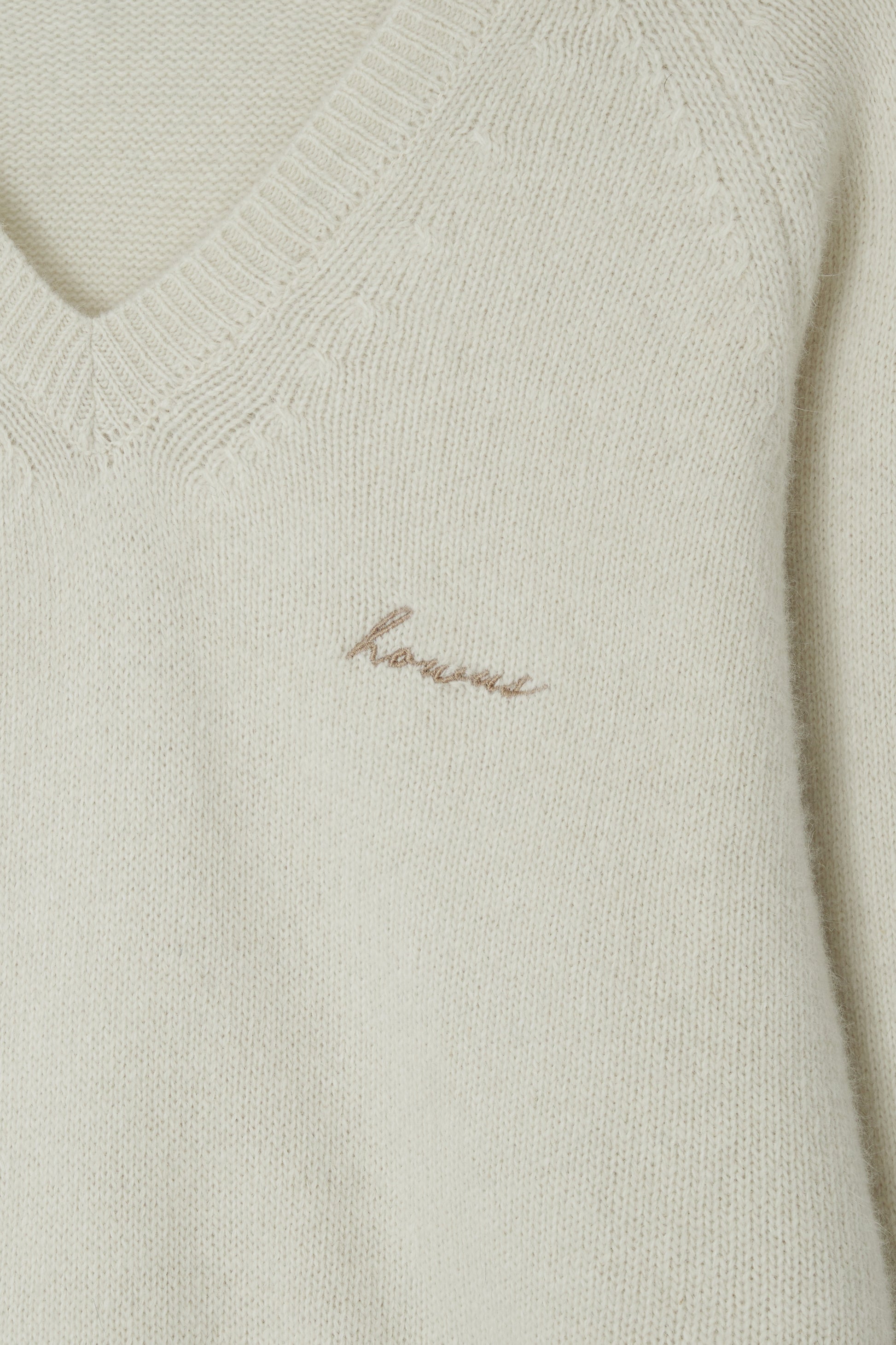 color_ivory