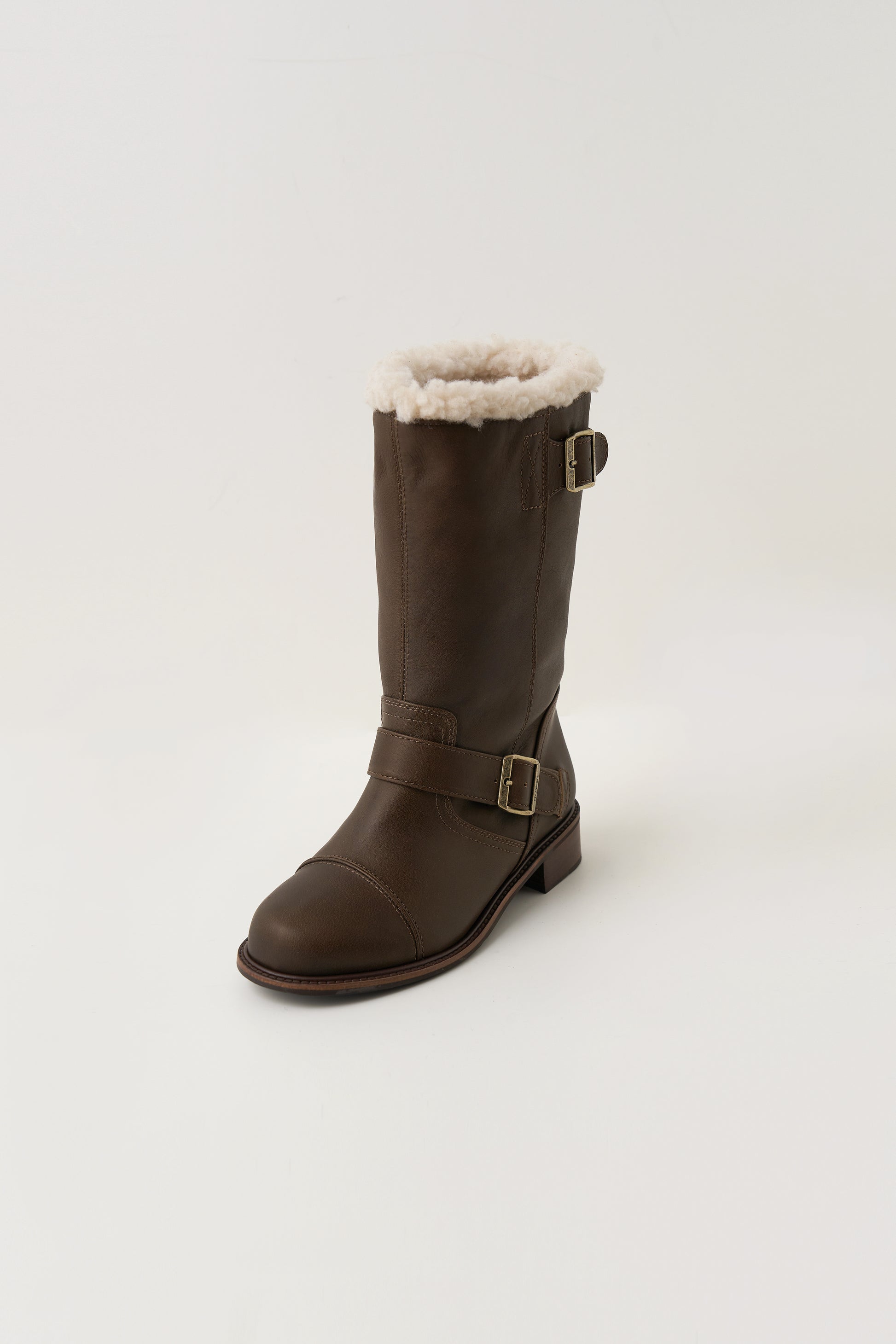 color_brown