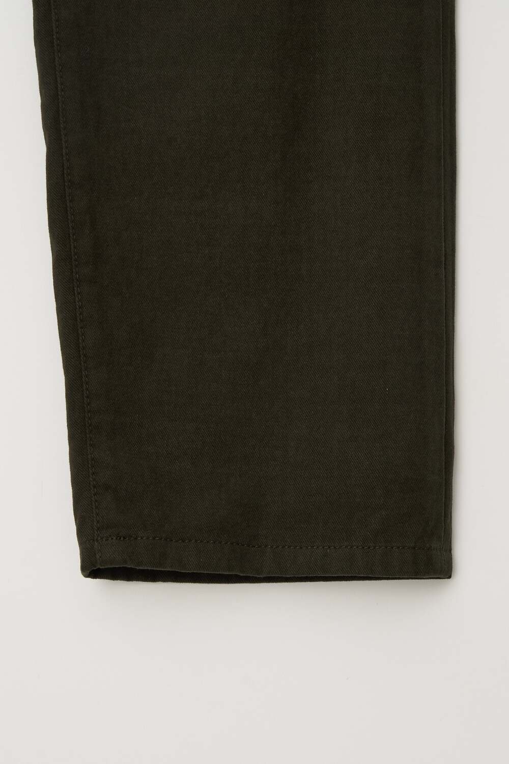 color_khaki