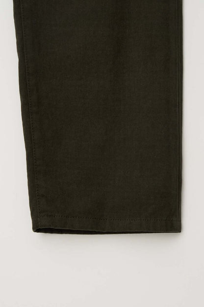 color_khaki