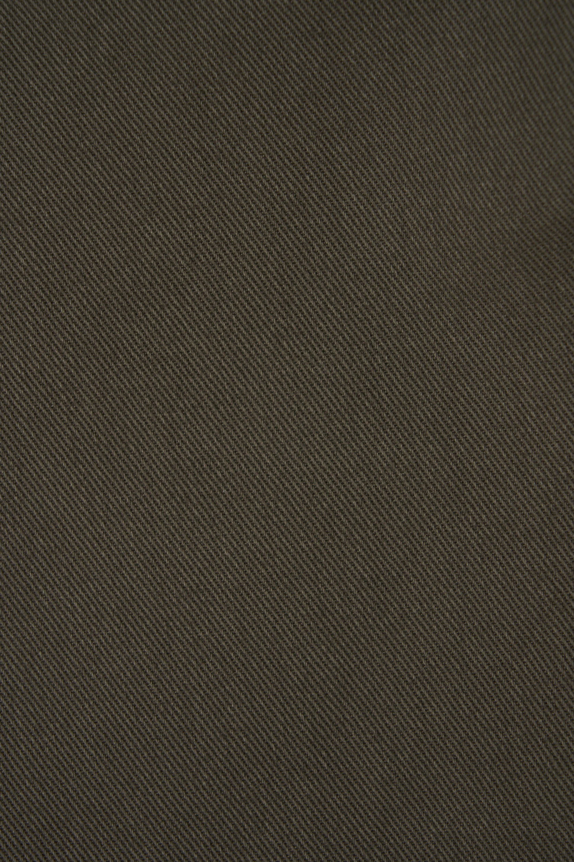 color_khaki