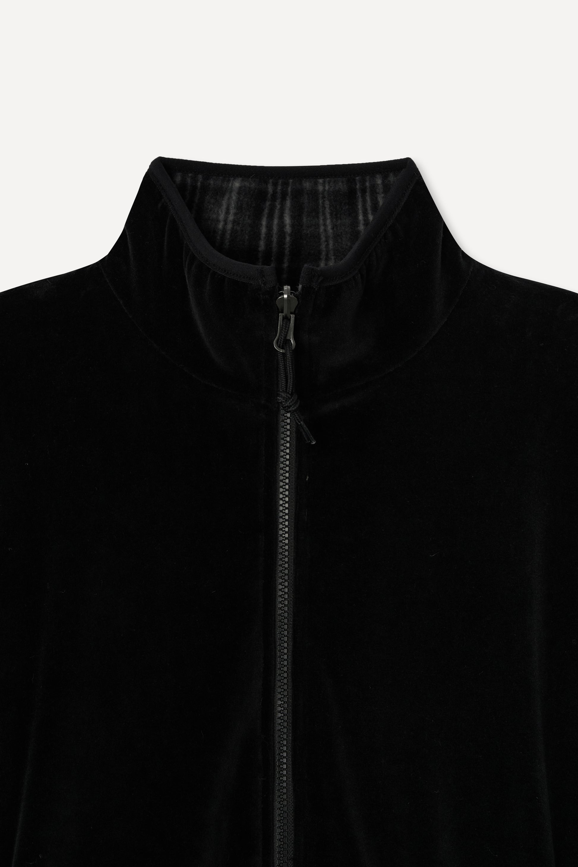 color_charcoal_black